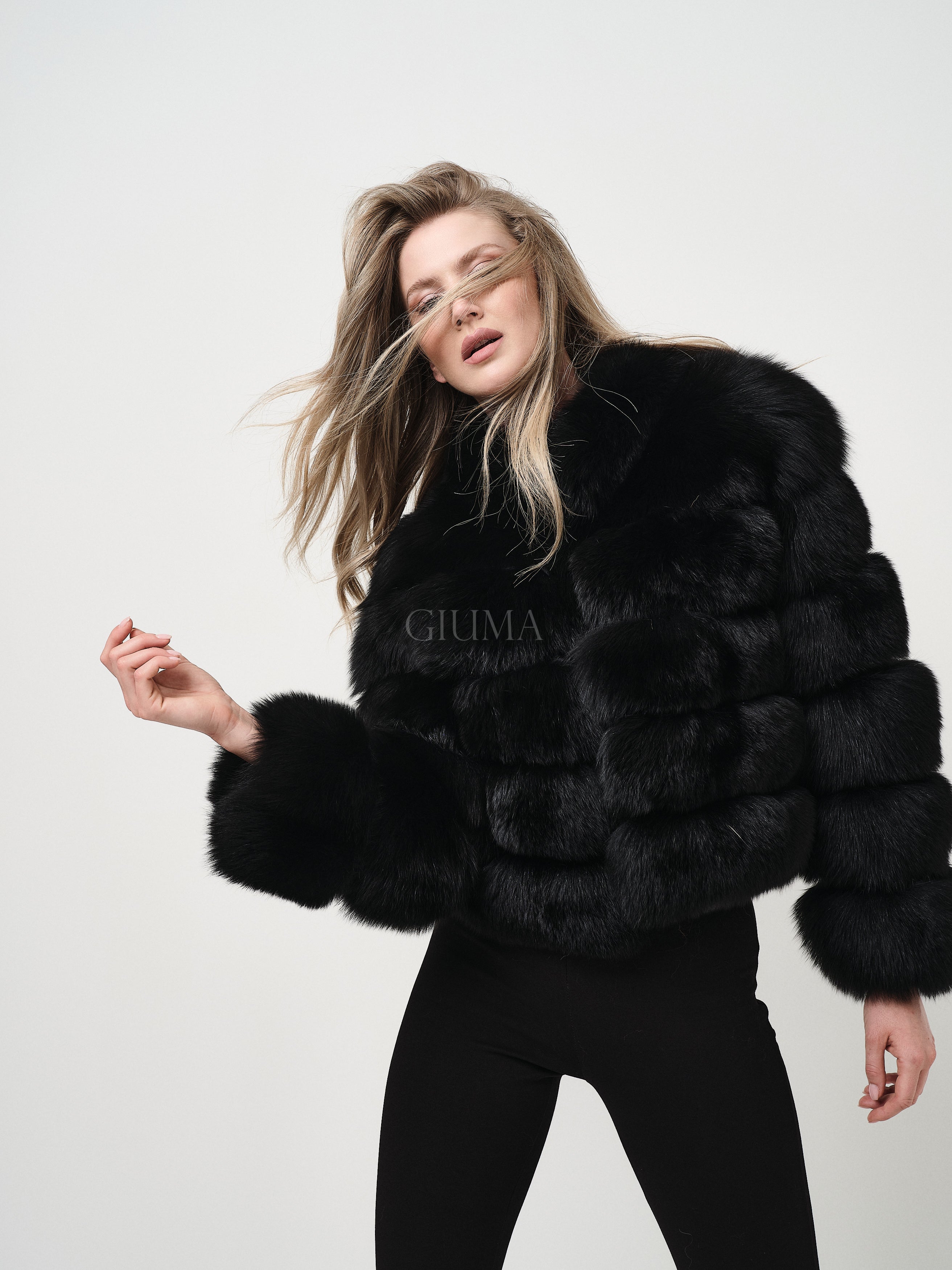 PELLICCIA LUISE NERA