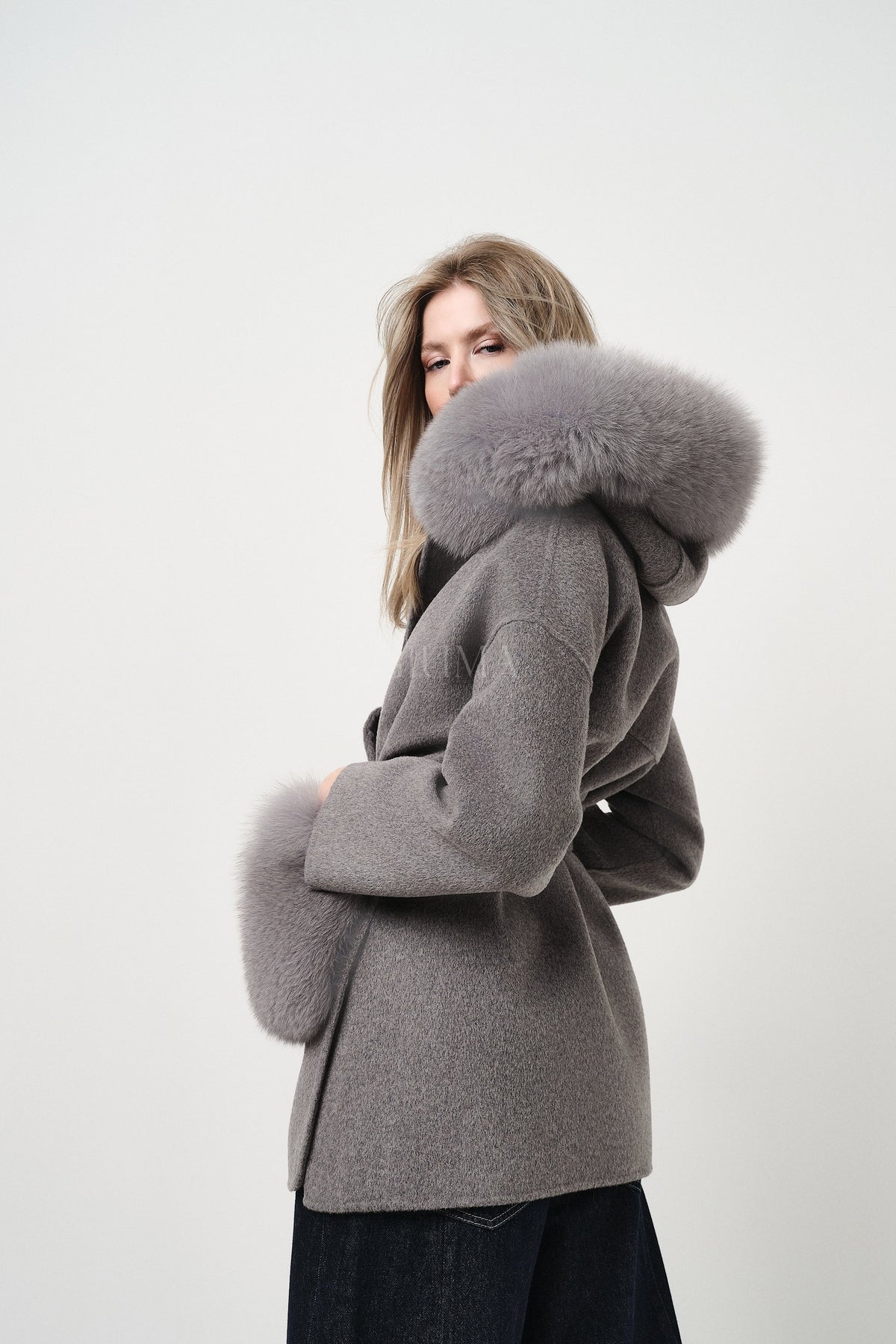 Penelope Grey - cappotto da donna in lana e cachemire grigio, dettaglio 7 | GIUMA Venezia