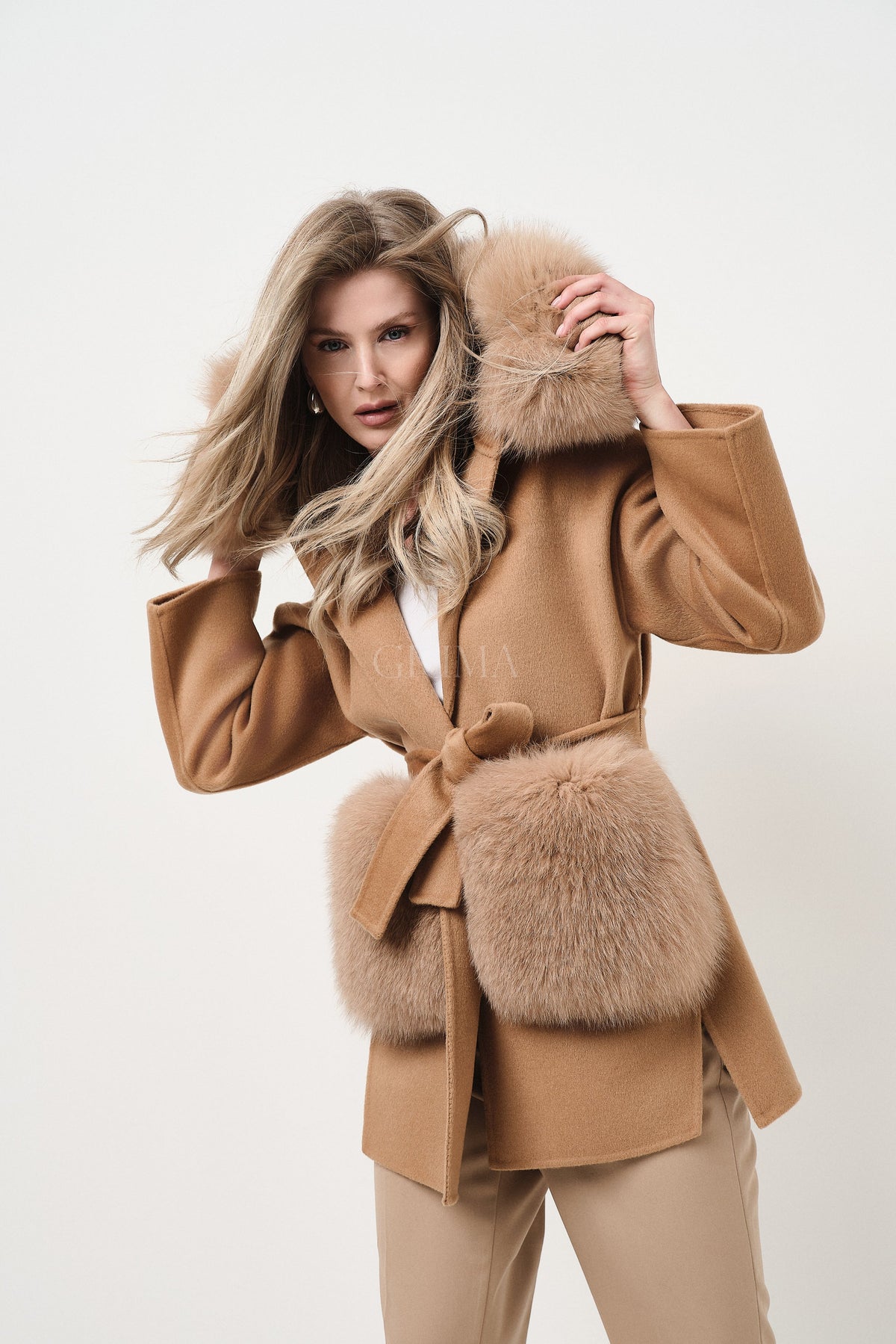 Penelope Cammello - cappotto da donna in lana e cachemire cammello, dettaglio 9 | GIUMA Venezia
