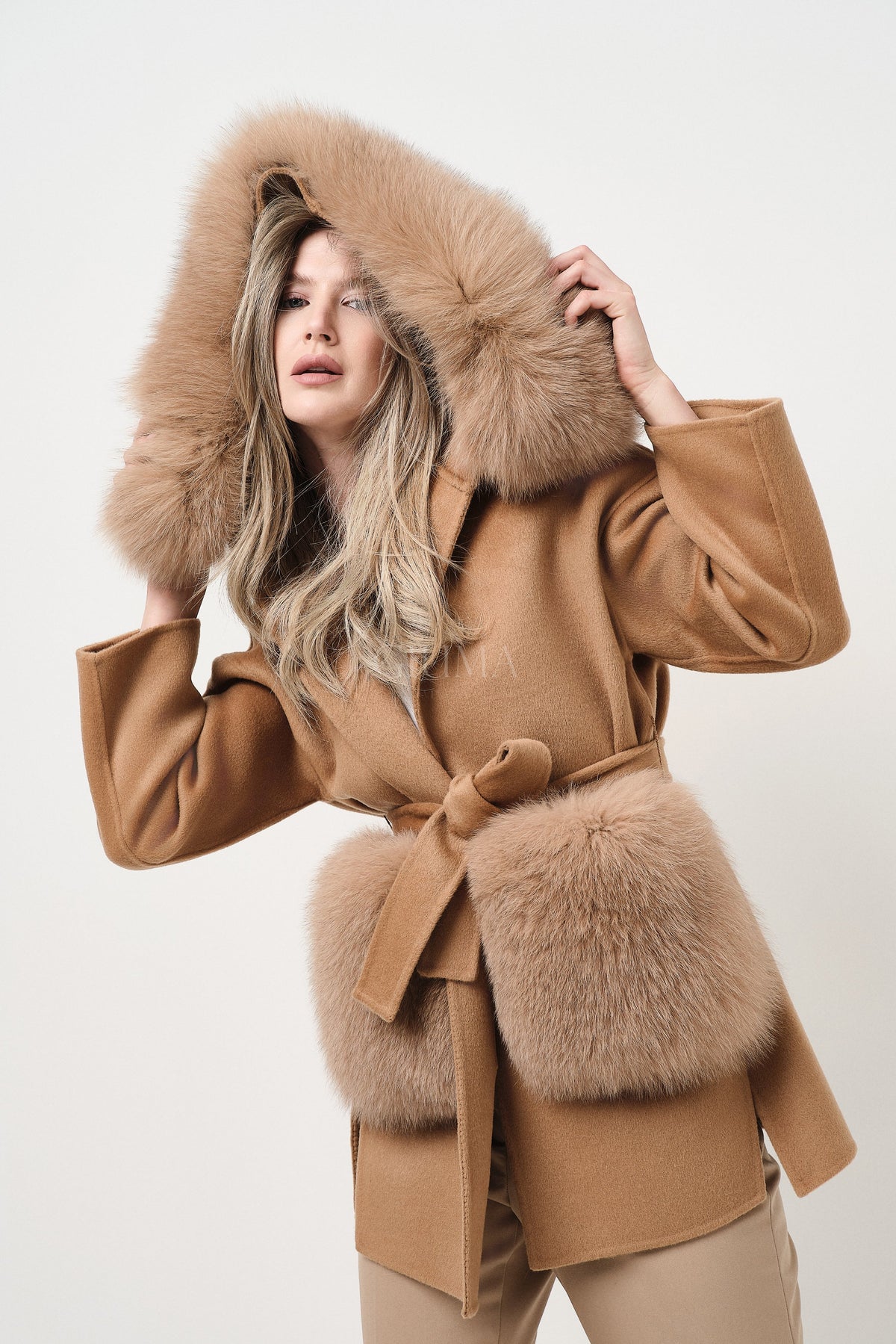 Penelope Cammello - cappotto da donna in lana e cachemire cammello, dettaglio 10 | GIUMA Venezia
