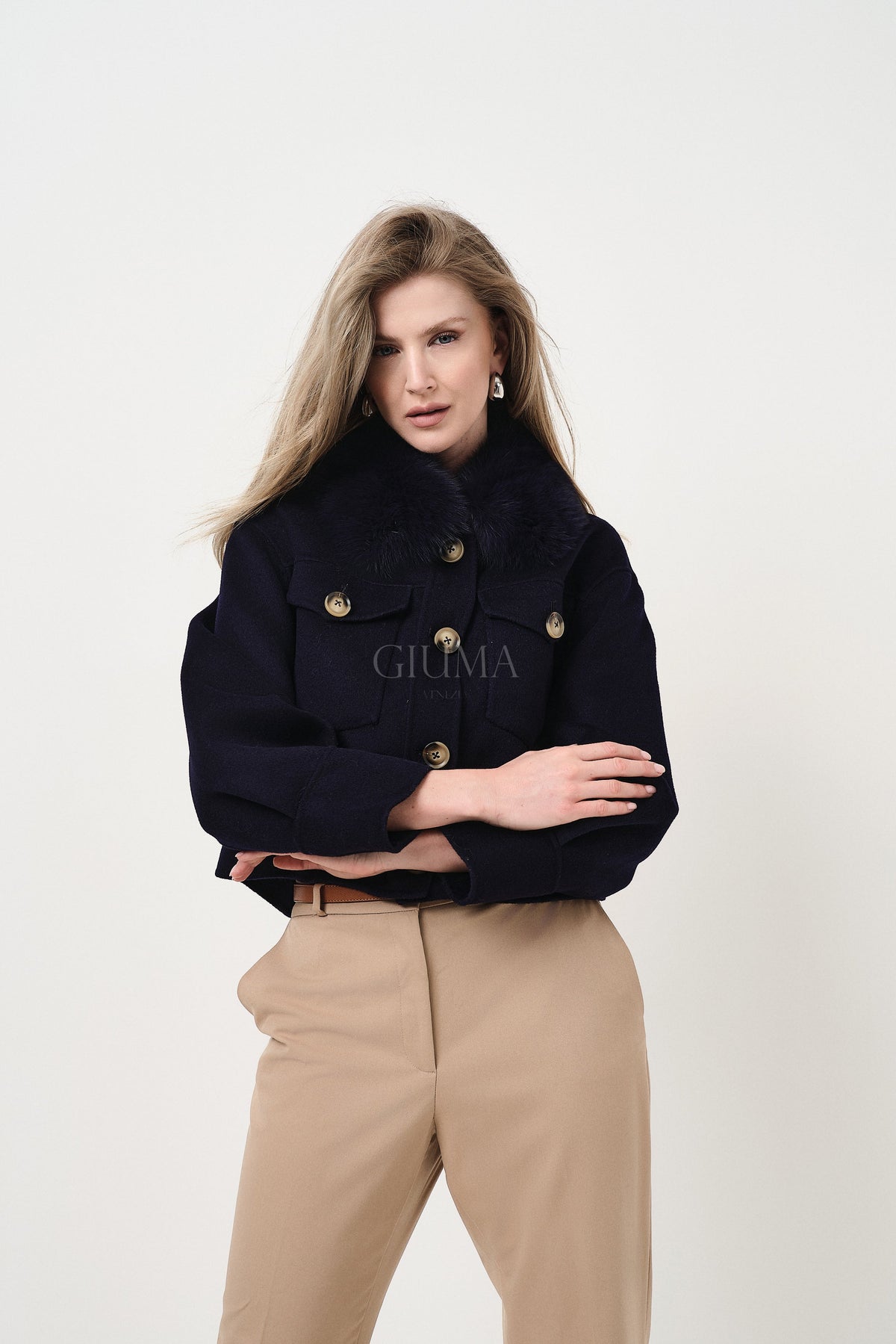 Lola Blue - cappotto da donna in lana e cachemire blu, dettaglio 5 | GIUMA Venezia