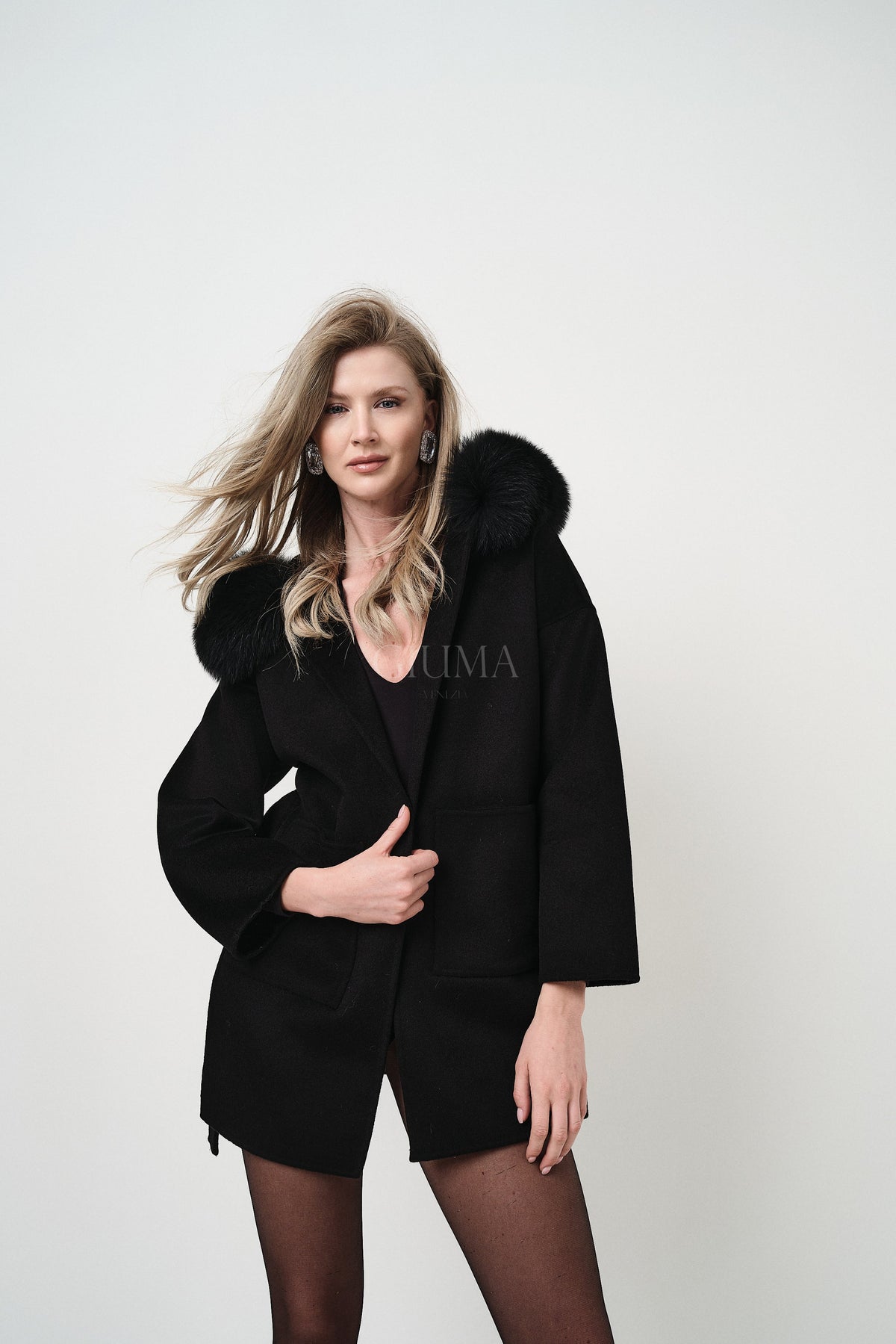 Agatha Black - cappotto da donna in lana e cachemire nero, dettaglio 10 | GIUMA Venezia