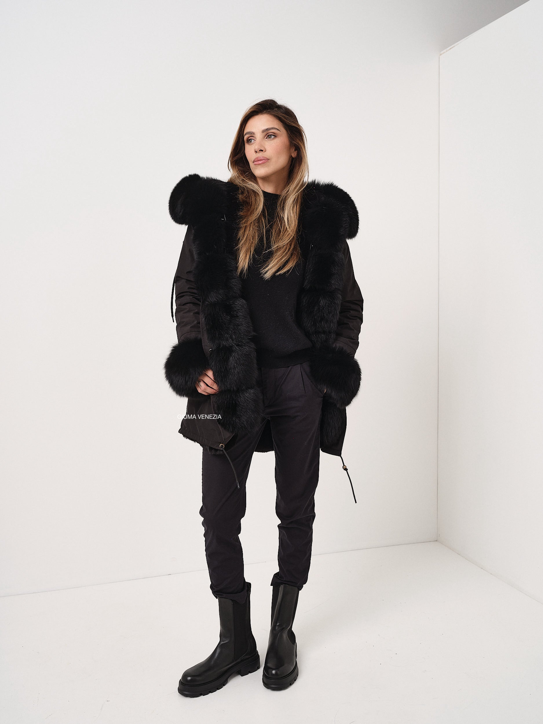 PARKA OSLO LARGA NEGRA interior de pelo sintético