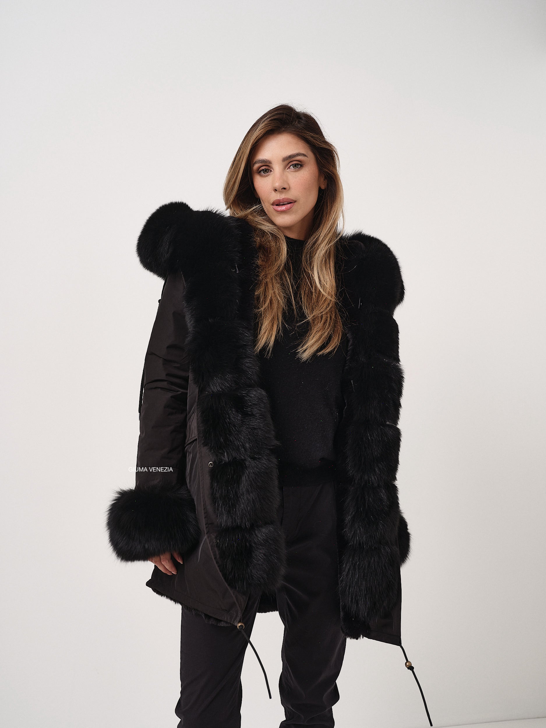 PARKA OSLO LARGA NEGRA interior de pelo sintético