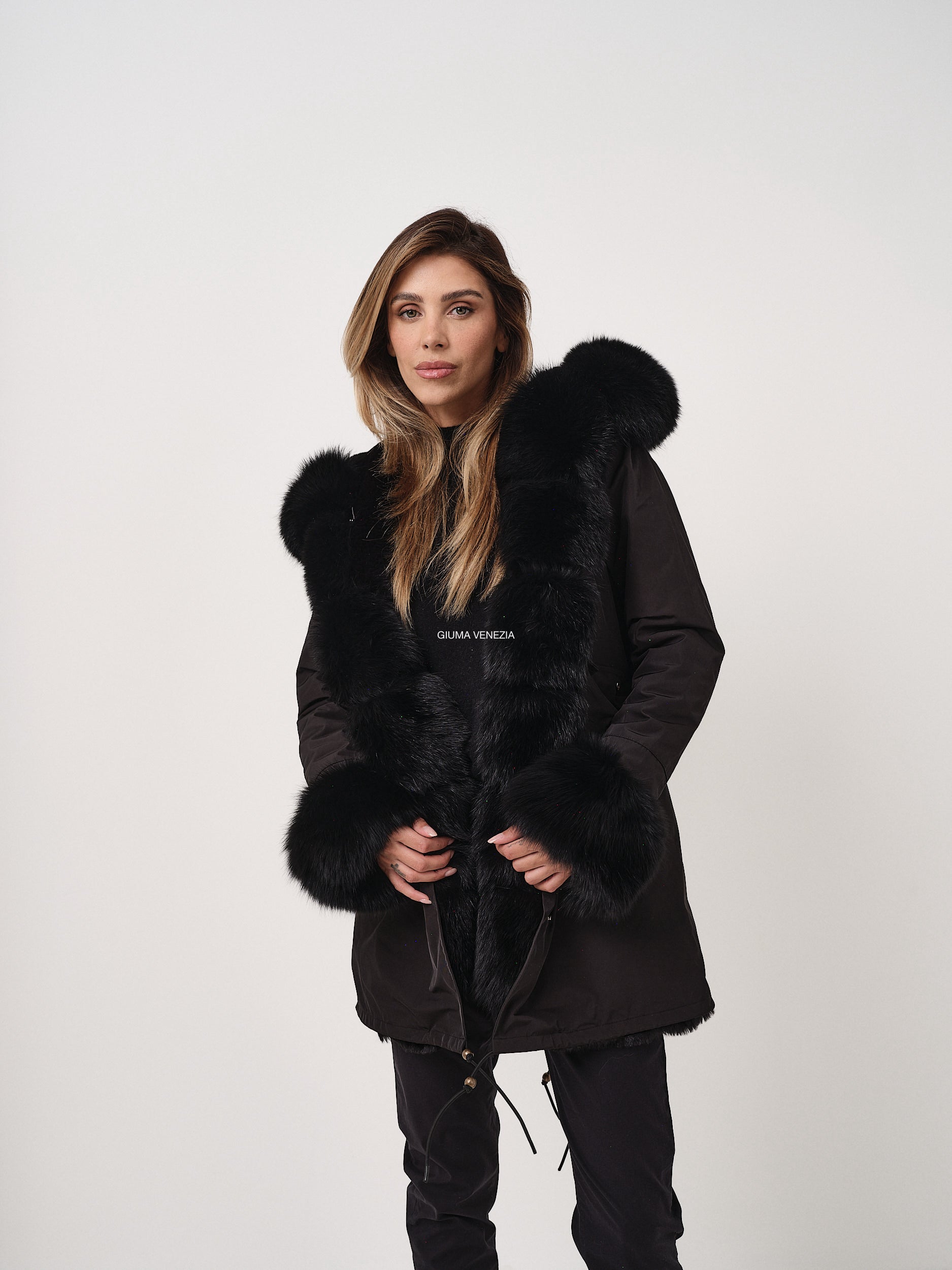 PARKA OSLO LARGA NEGRA interior de pelo sintético