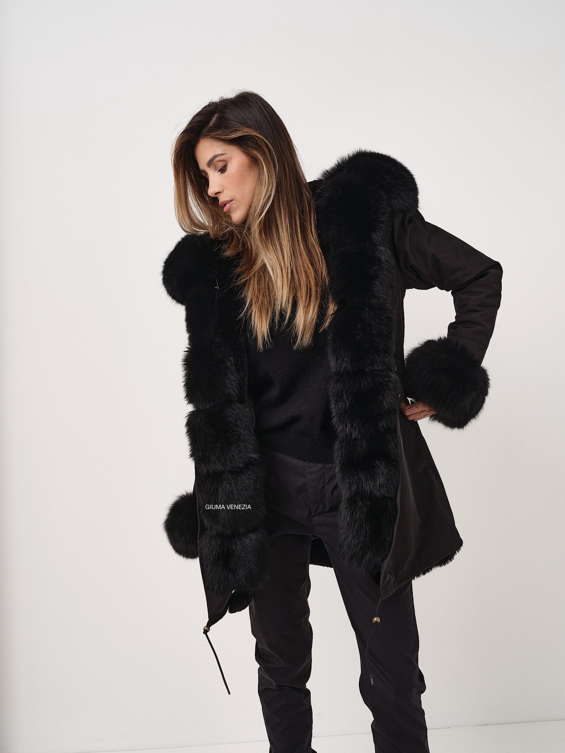 PARKA OSLO LARGA NEGRA interior de pelo sintético