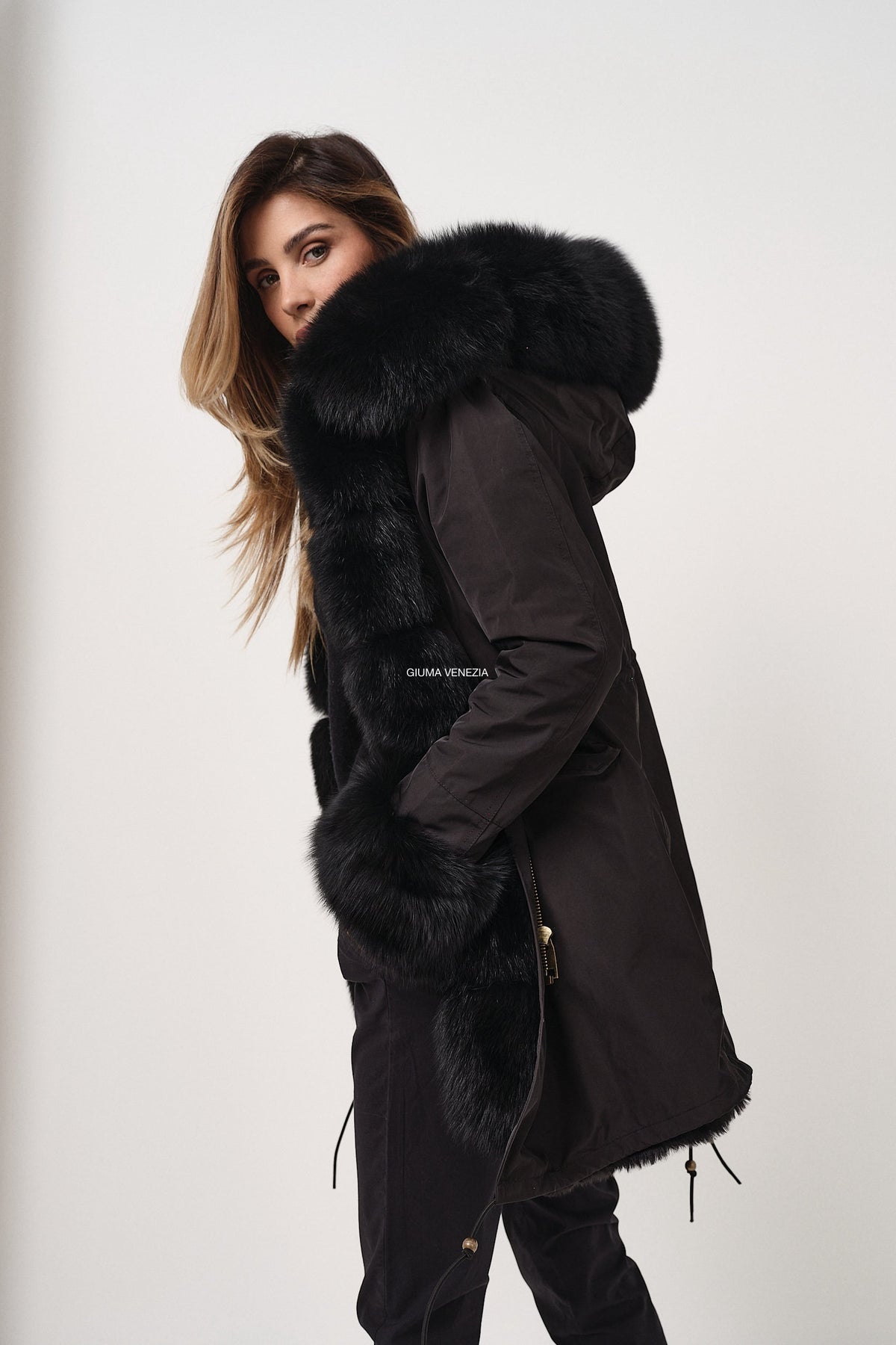 Parka Oslo Lungo Nero Interno Ecopelliccia - parka da donna in cotone con dettaglio in pelliccia nero, dettaglio 10 | GIUMA