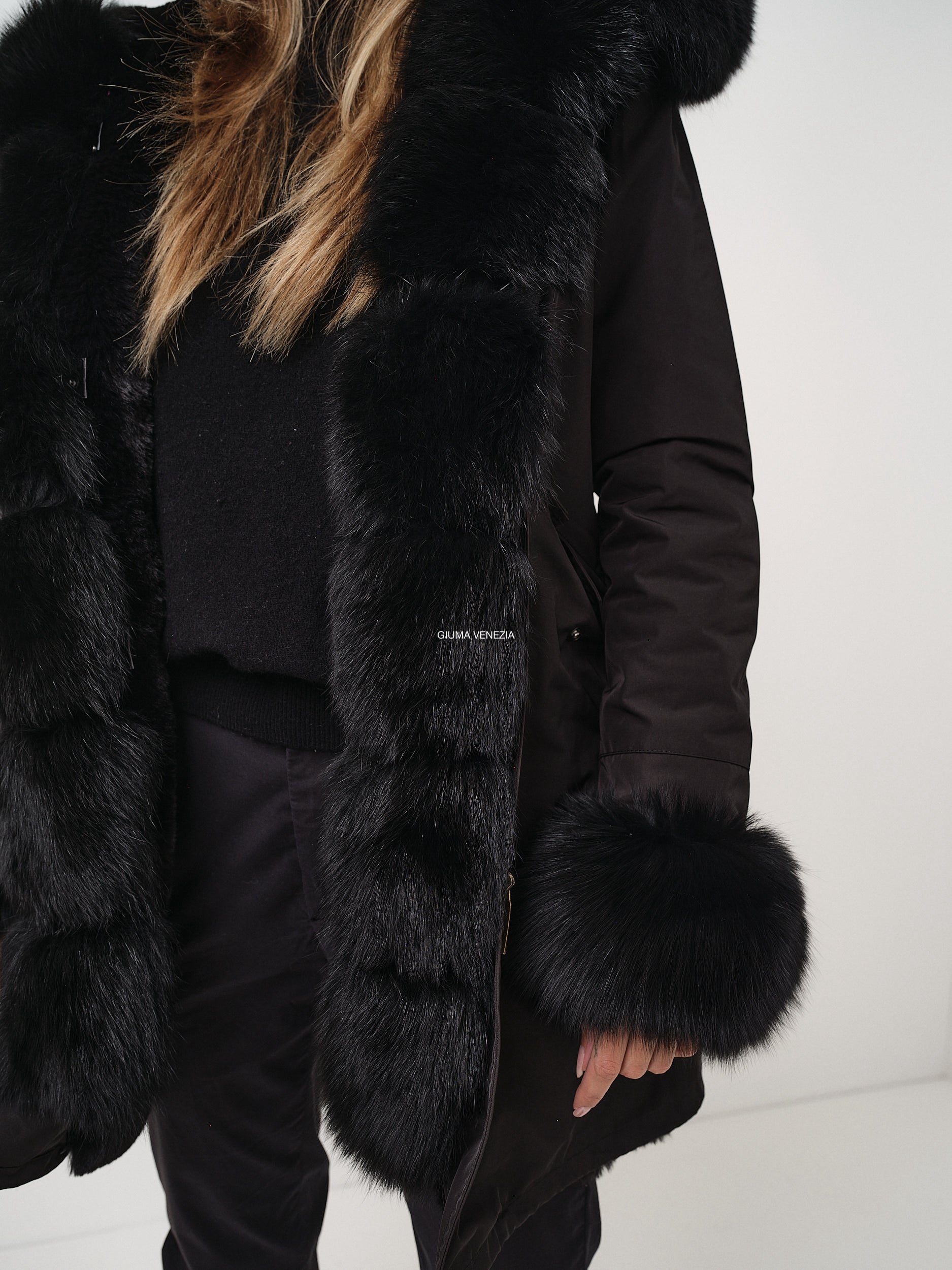 PARKA OSLO LARGA NEGRA interior de pelo sintético