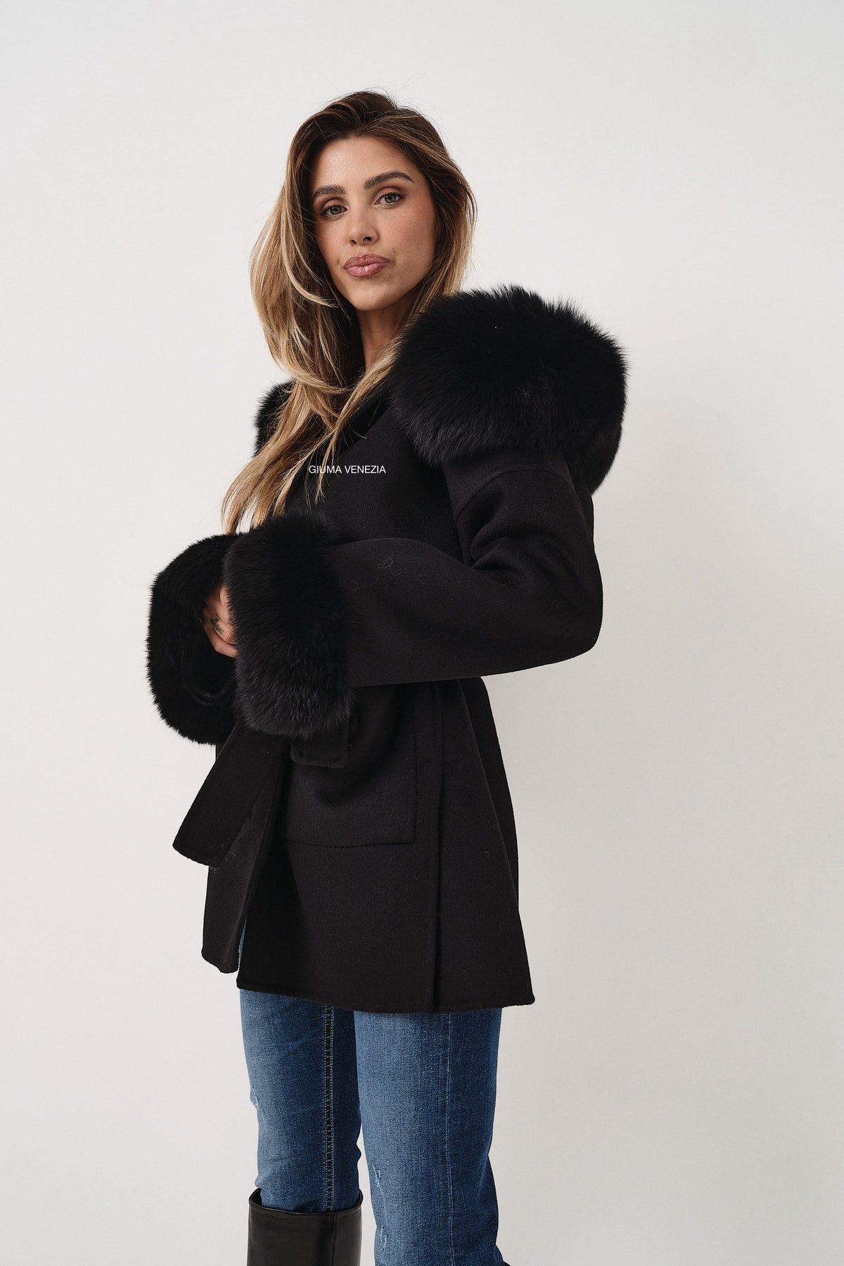Petra Nero - cappotto da donna in lana e cachemire nero, dettaglio 12 | GIUMA Venezia