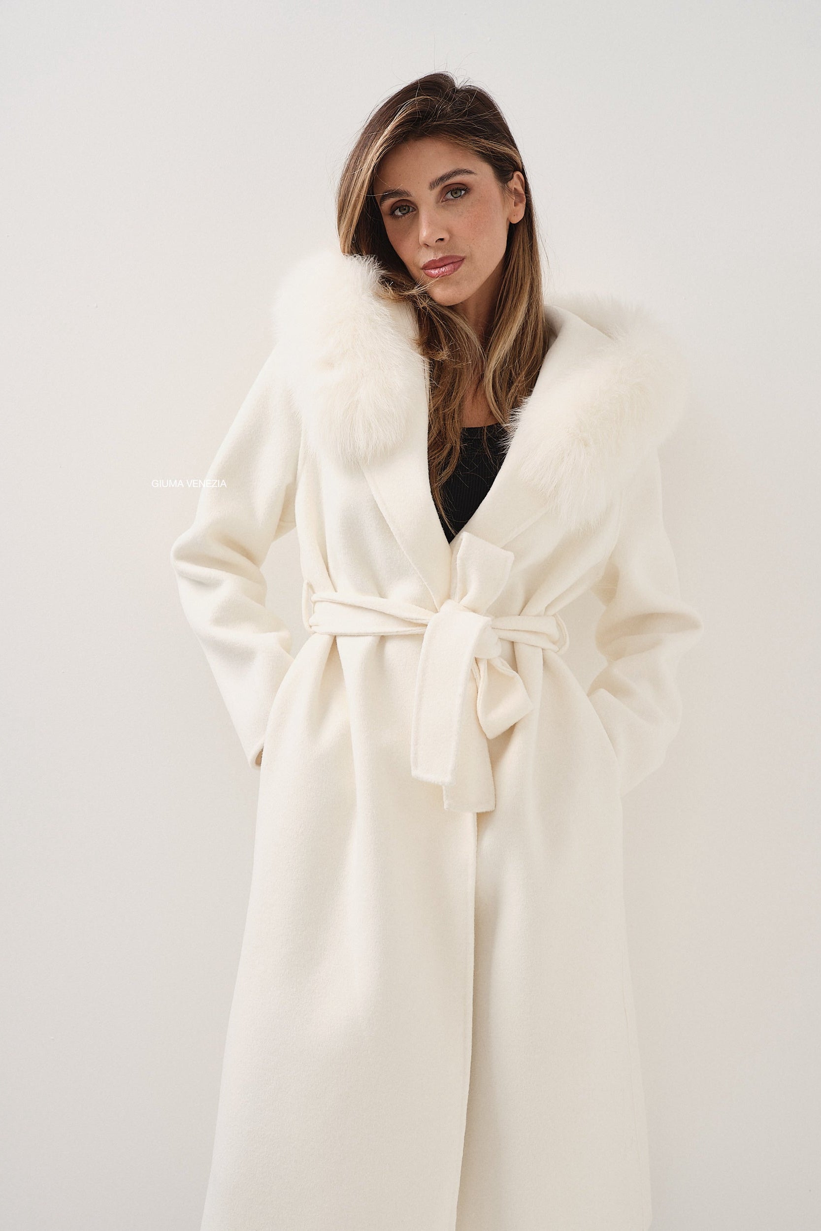 Agatha Long White - cappotto da donna in lana e cachemire bianco, vista principale | GIUMA Venezia