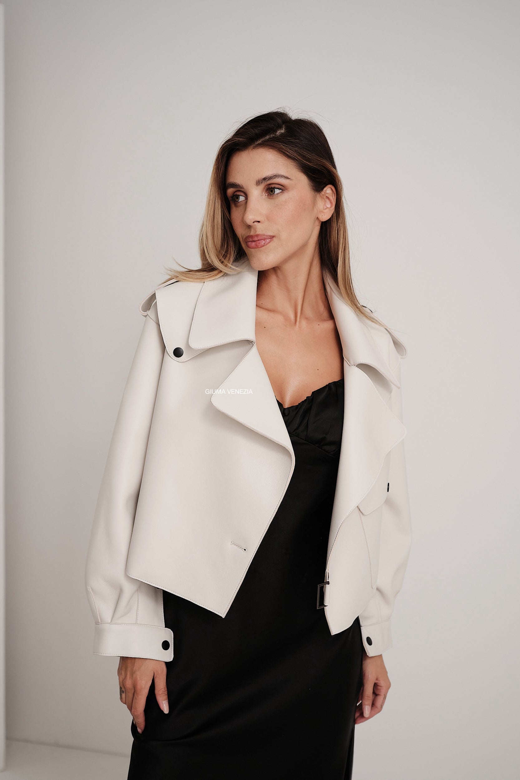 Emy White Oversize - giacca da donna in vera pelle bianco, dettaglio 7 | GIUMA Venezia