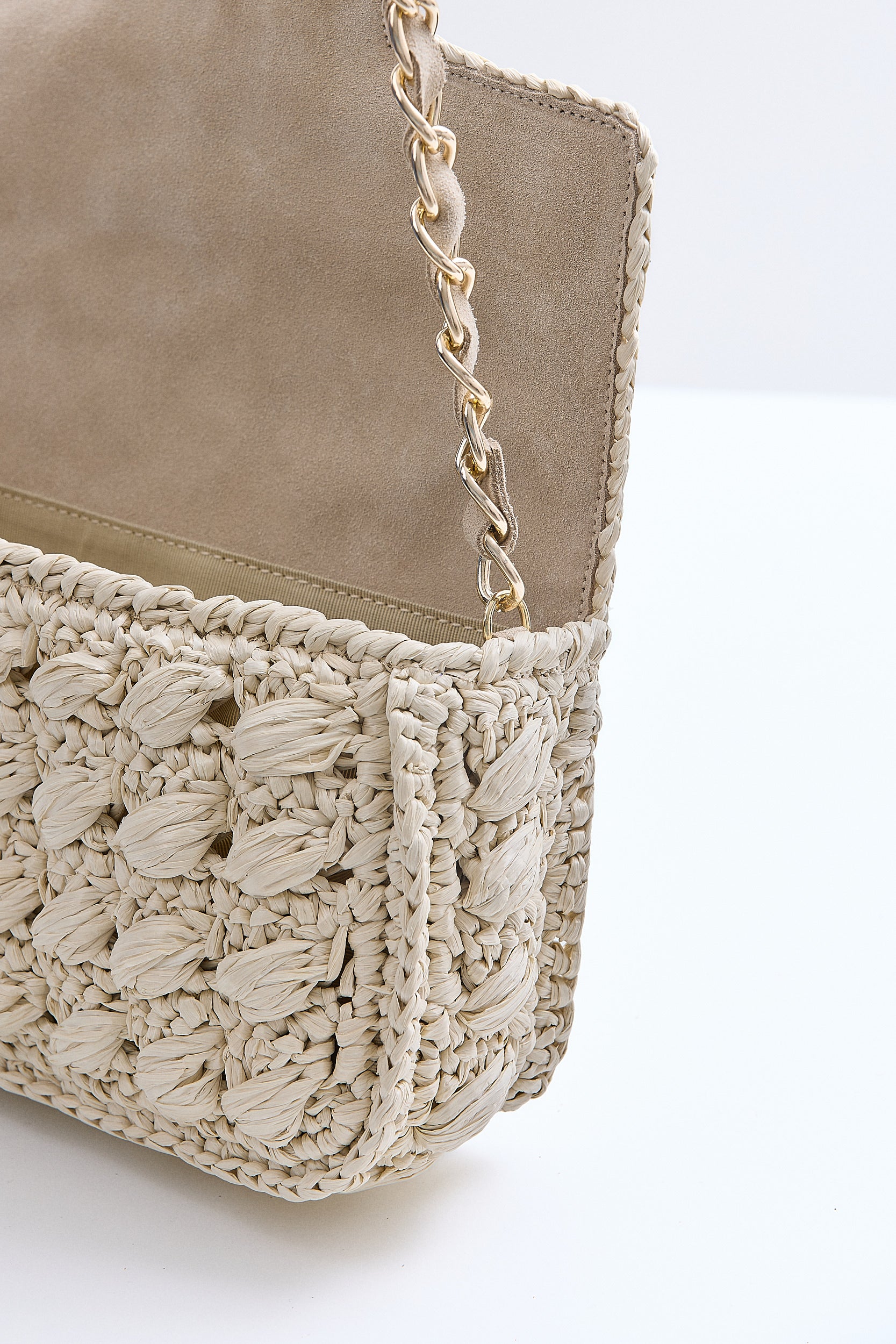 ELLA - RAFFIA BUTTER
