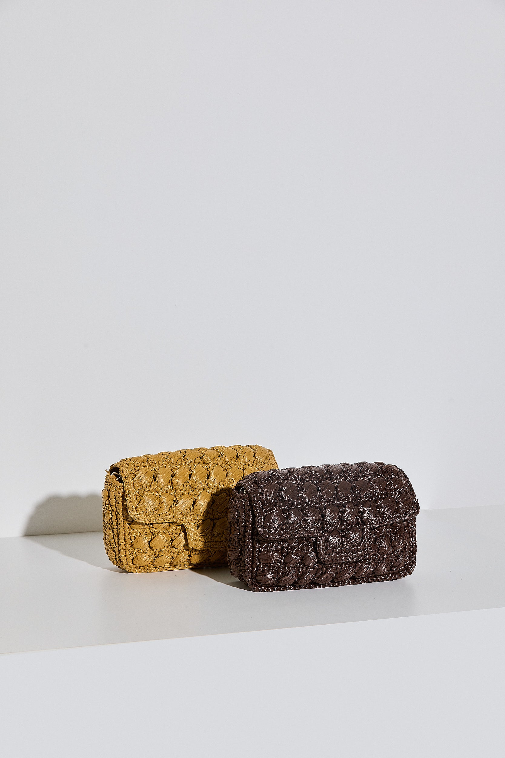 ELLA - RAFFIA CHOCOLAT