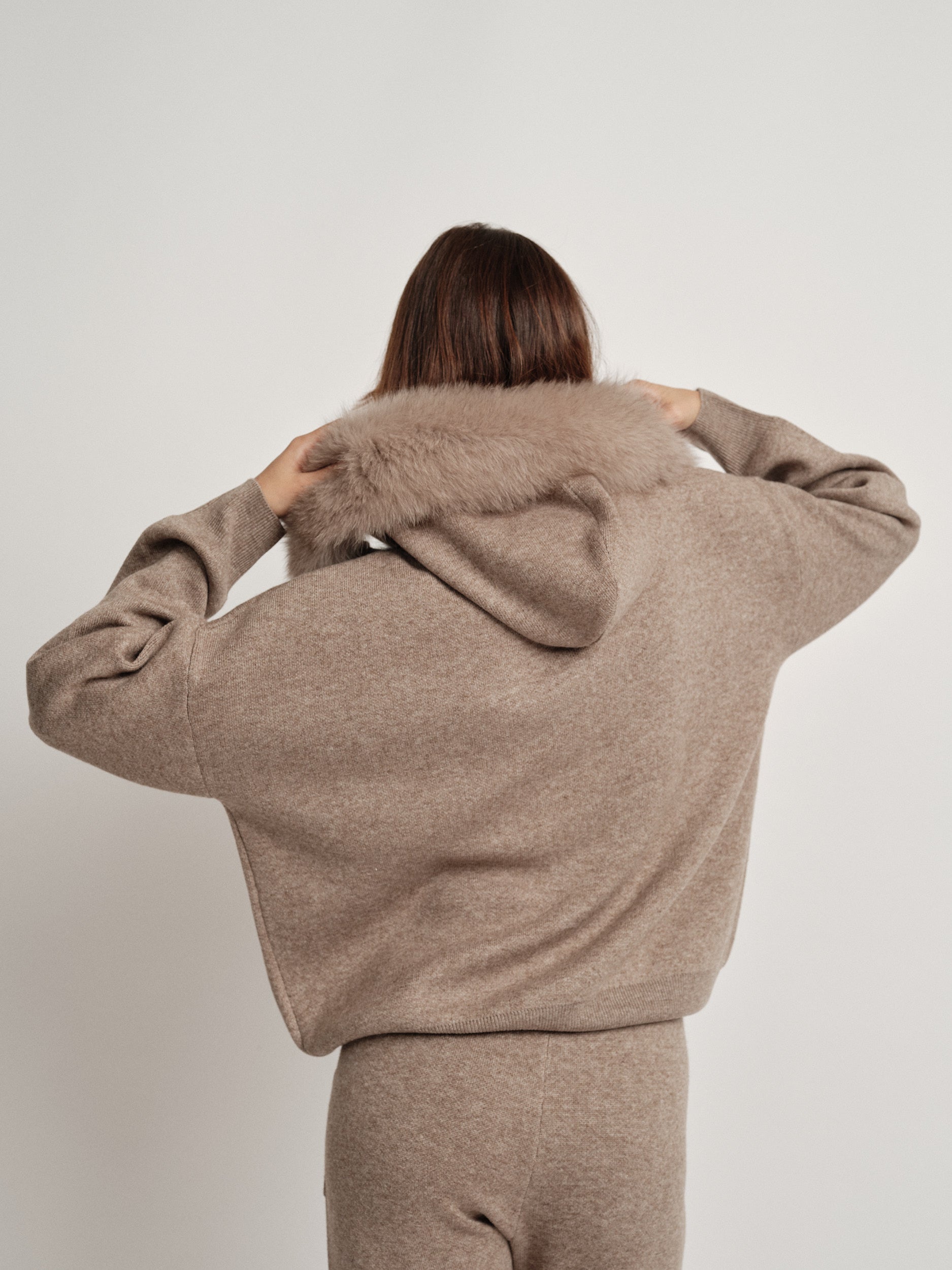 Mono beige mezcla de lana