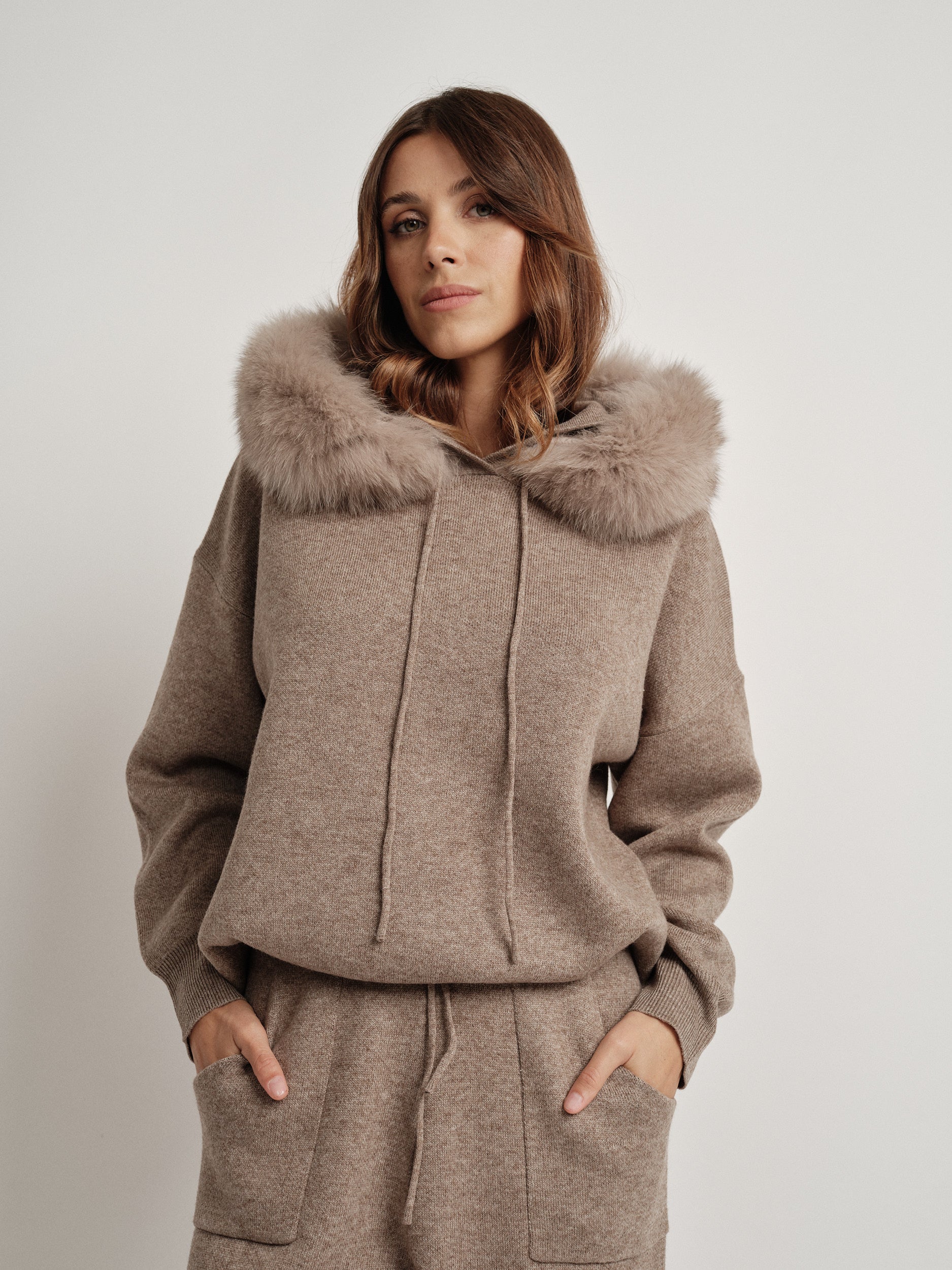 Mono beige mezcla de lana