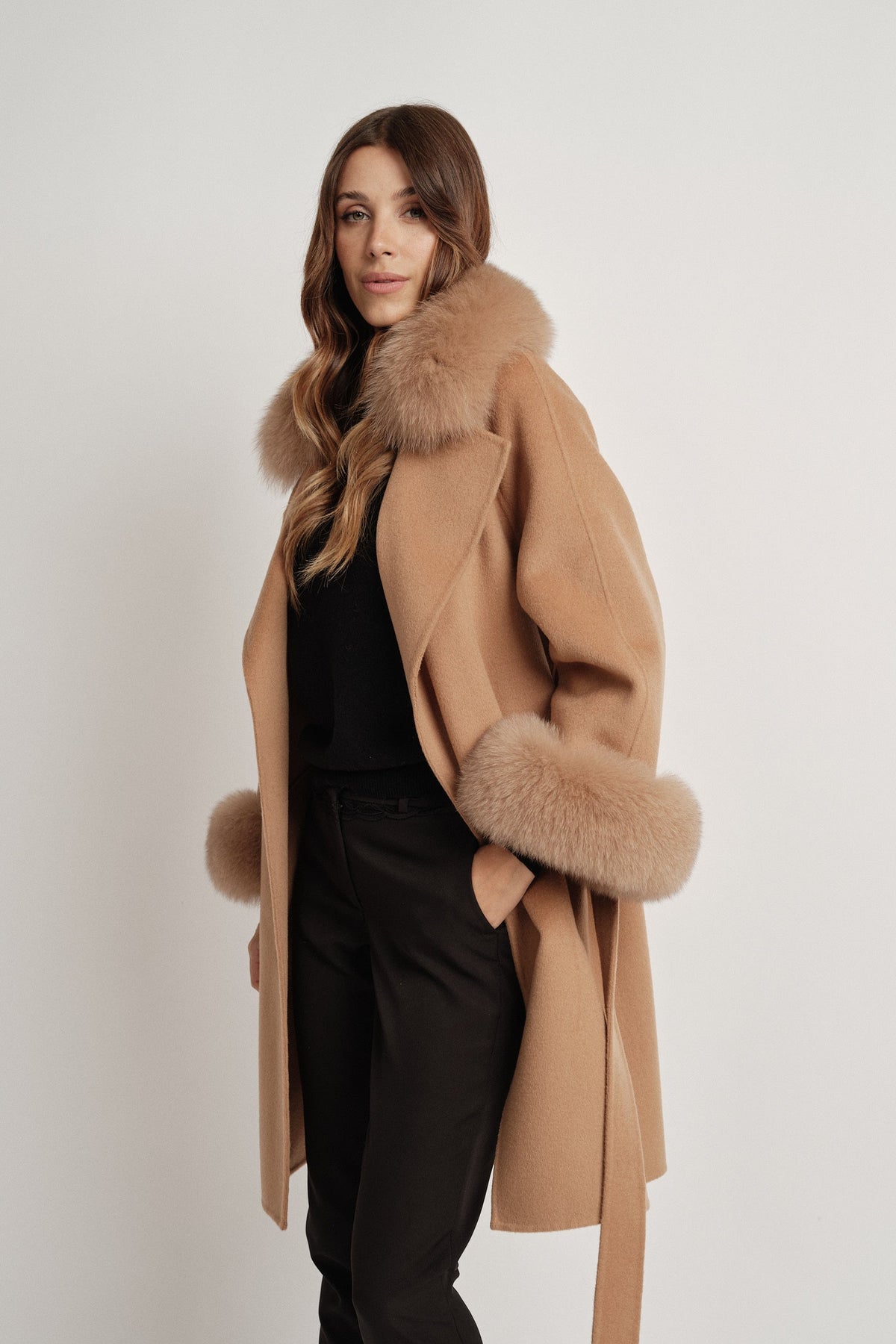 Gabrielle Cammello - cappotto da donna in lana e cachemire cammello, dettaglio 7 | GIUMA Venezia