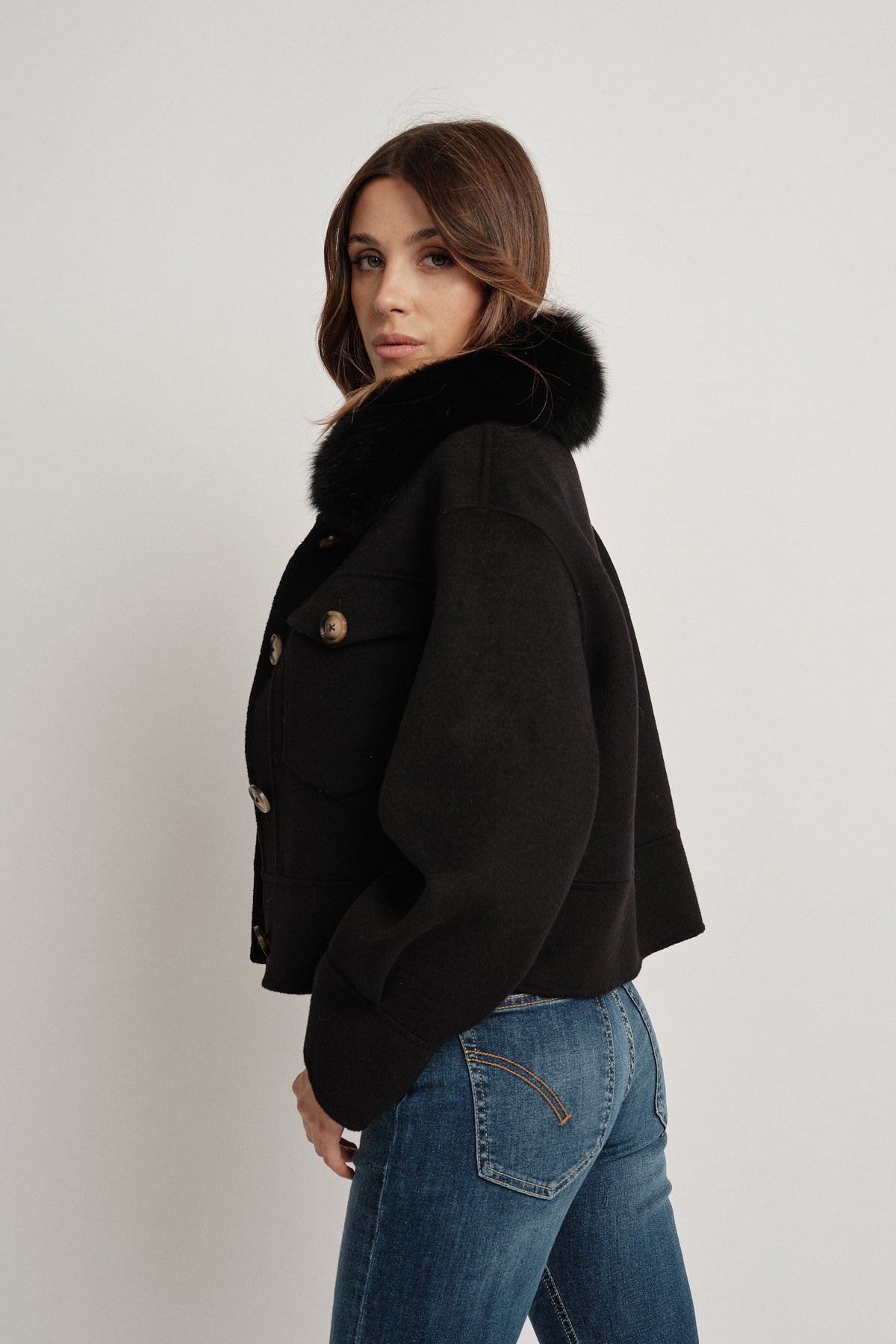 Lola Black - cappotto da donna in lana e cachemire nero, dettaglio 7 | GIUMA Venezia