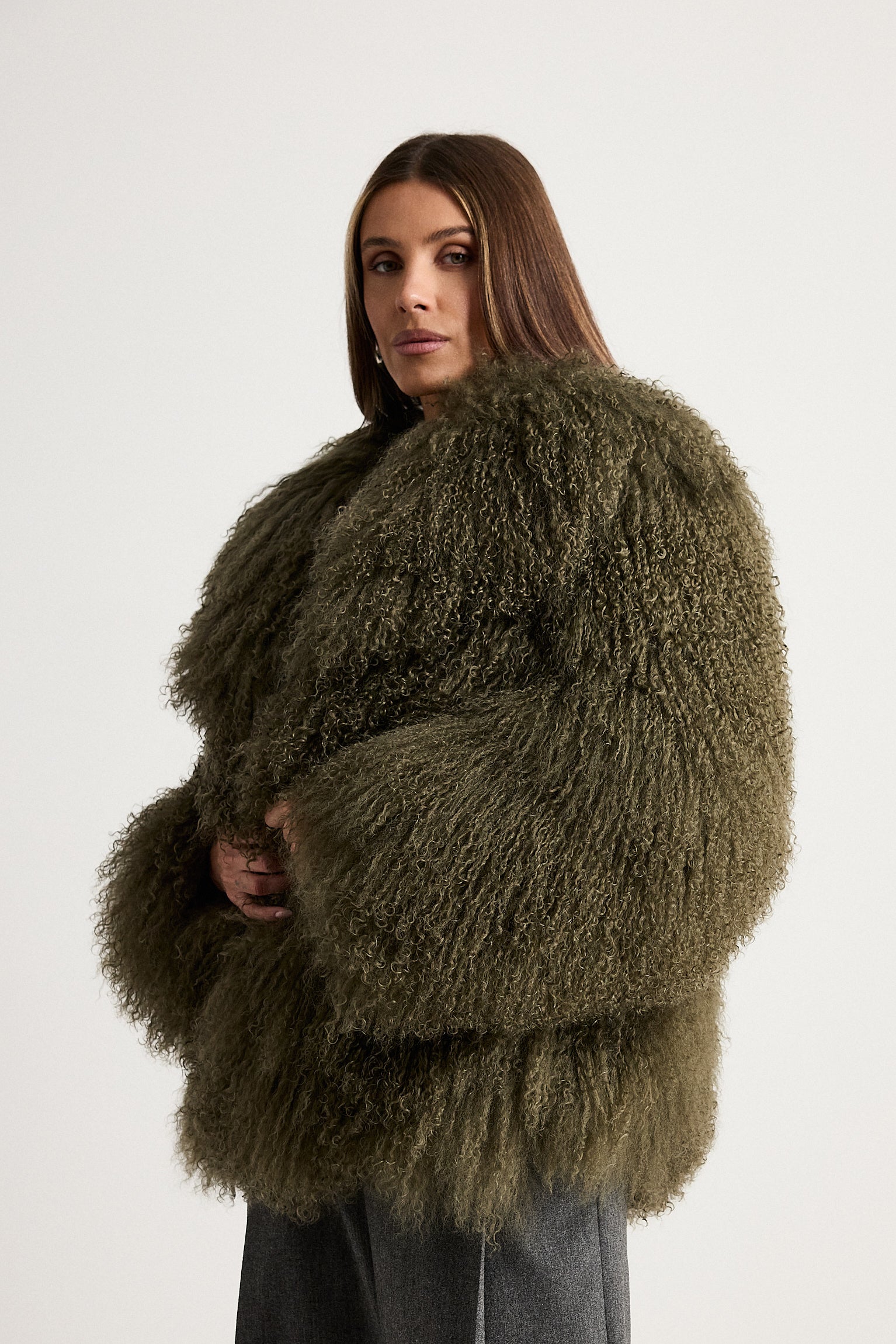 Elsa Long Green - pelliccia da donna in Mongolian verde, dettaglio 11 | GIUMA Venezia