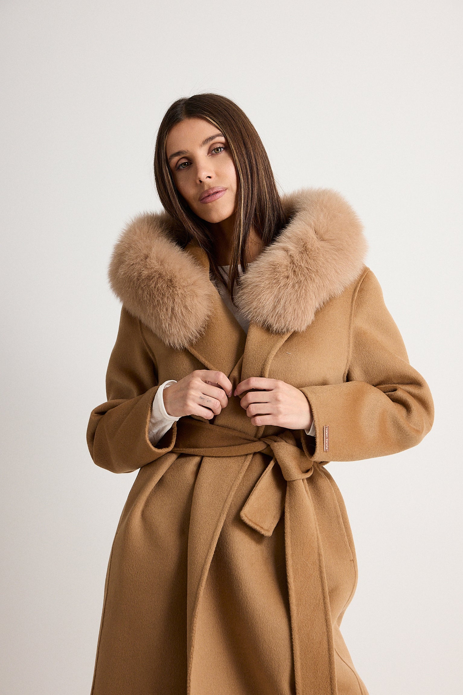 Agatha Long Cammello - cappotto da donna in lana e cachemire cammello, dettaglio 8 | GIUMA Venezia