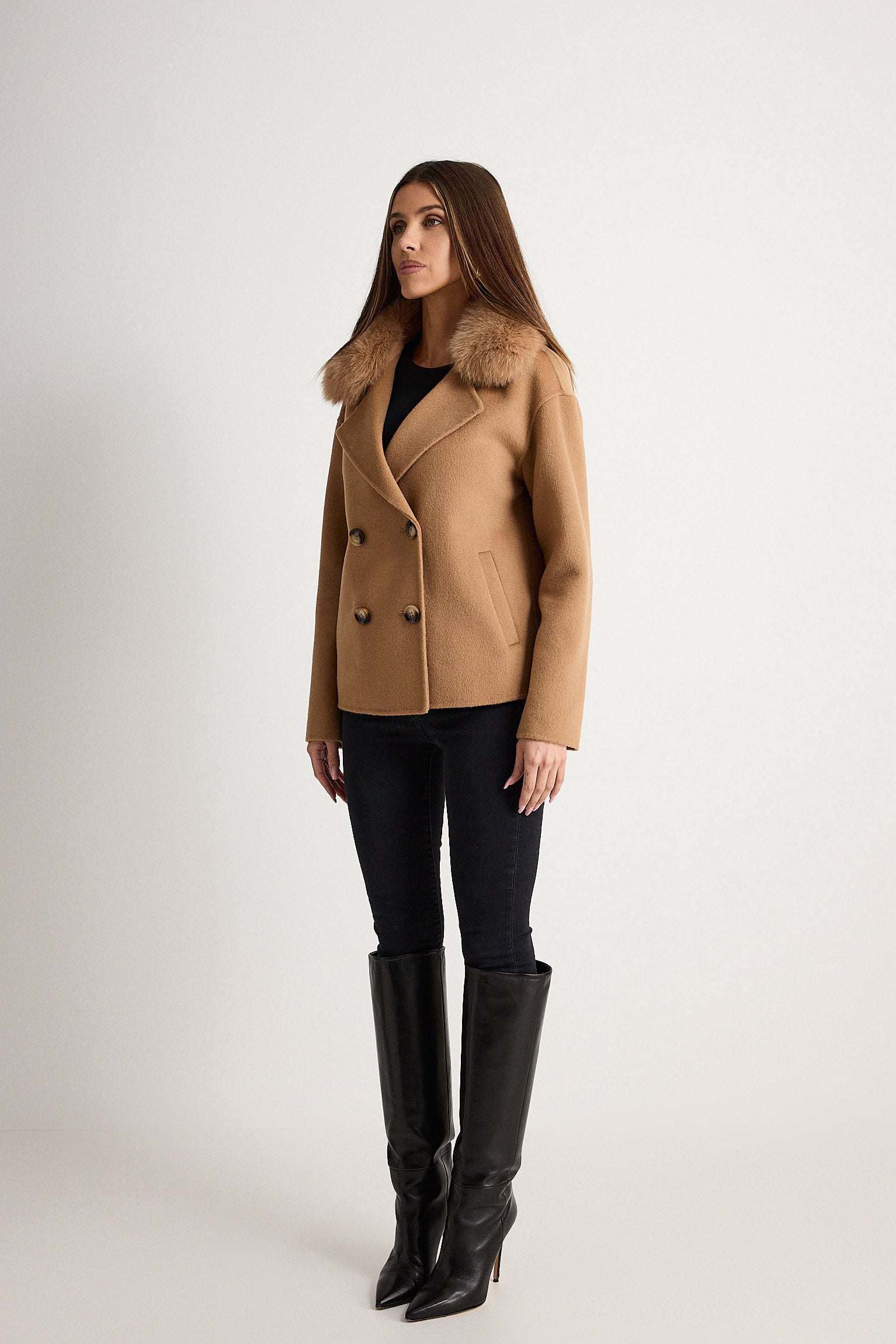 AMELIE CAMEL
