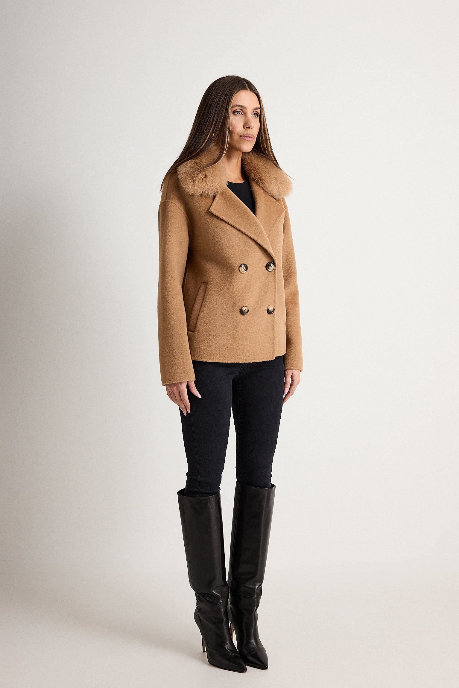 AMELIE CAMEL