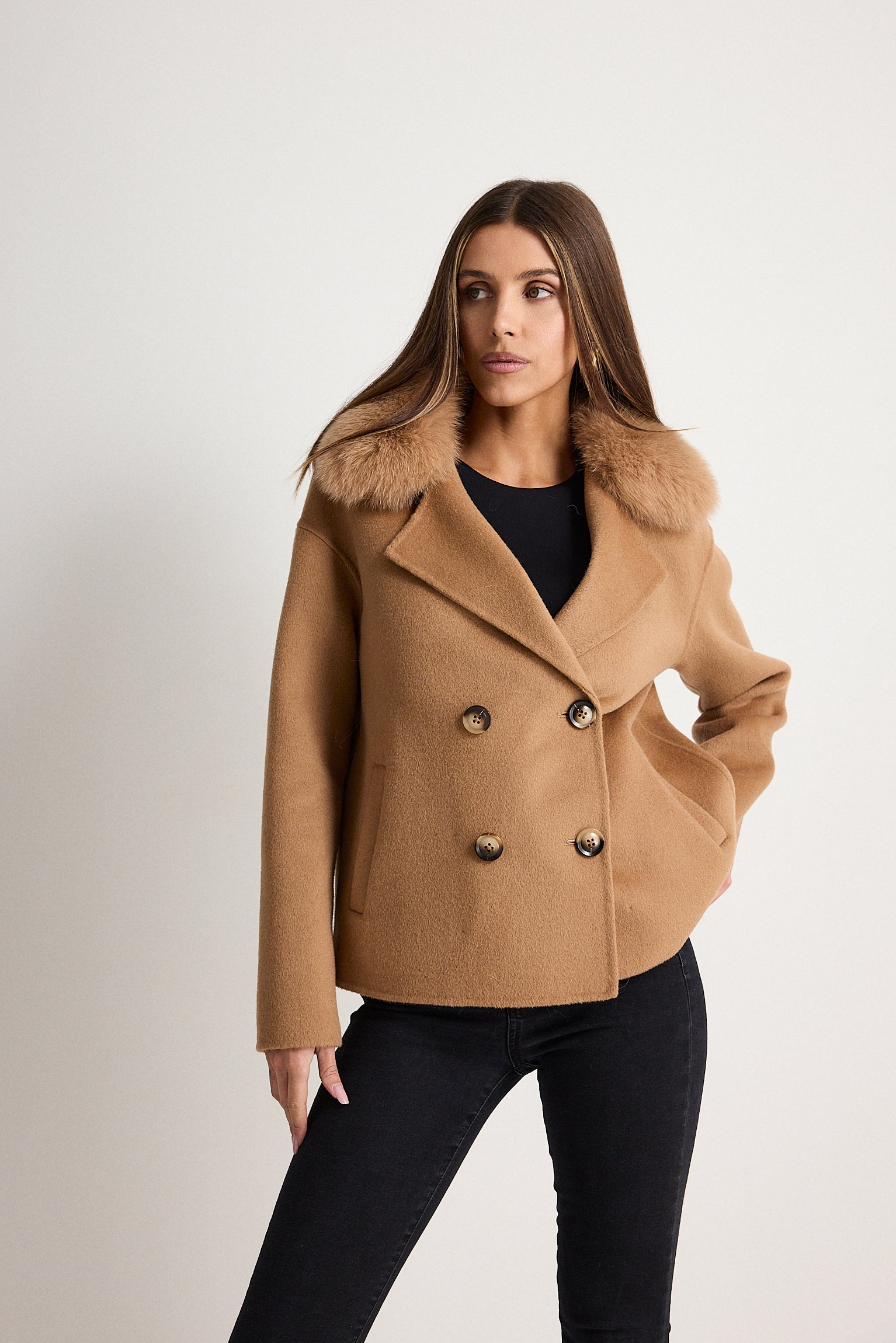 AMELIE CAMEL