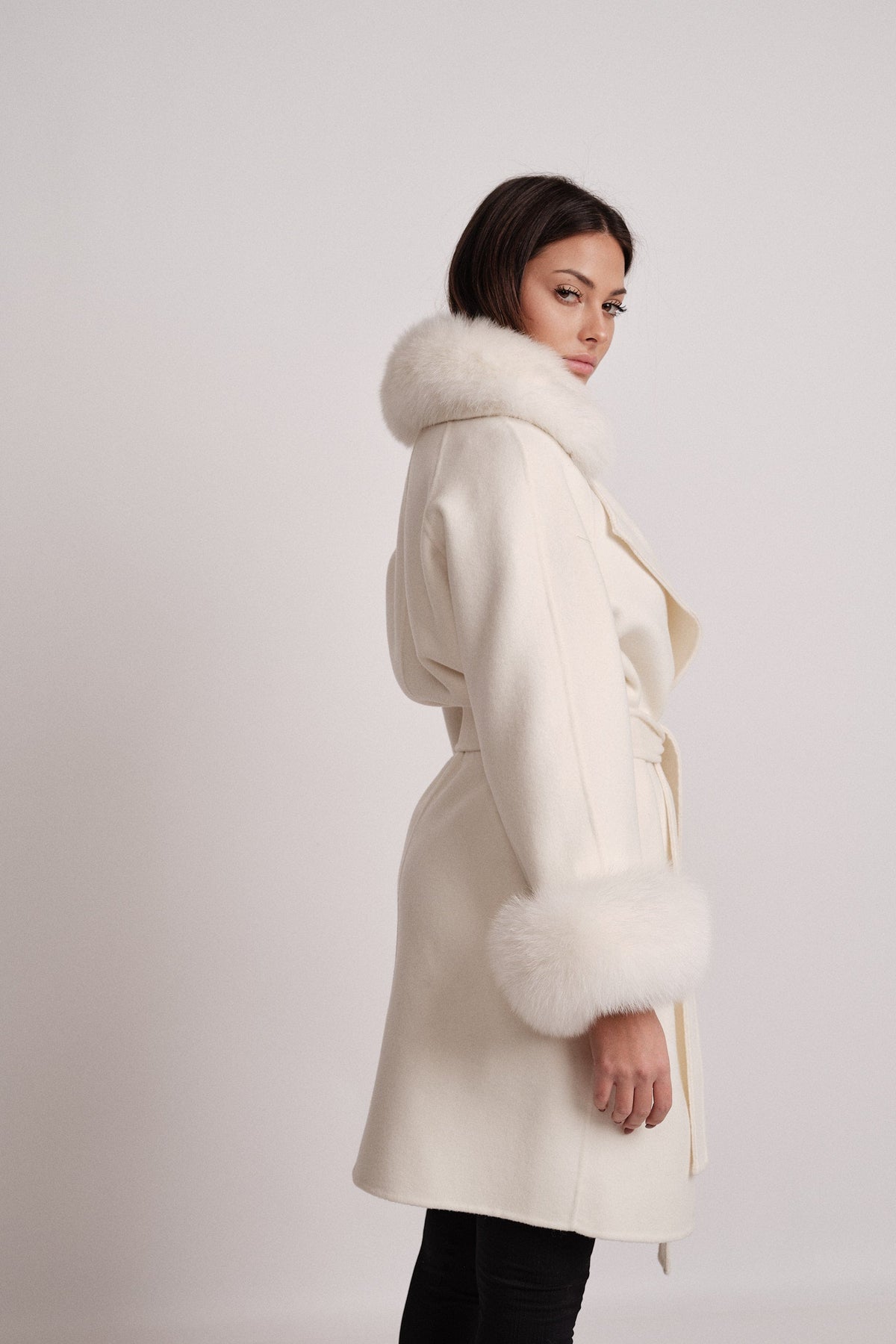 Gabrielle Bianco - cappotto da donna in lana e cachemire bianco, dettaglio 3 | GIUMA Venezia