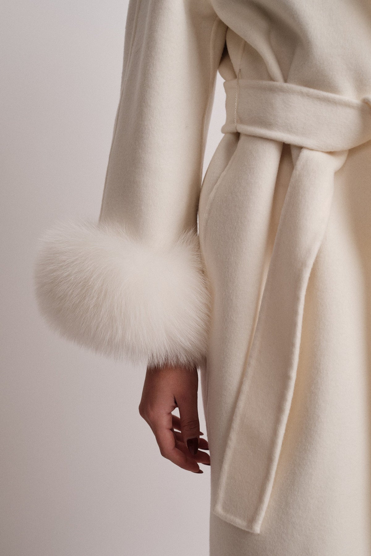 Gabrielle Bianco - cappotto da donna in lana e cachemire bianco, dettaglio 5 | GIUMA Venezia