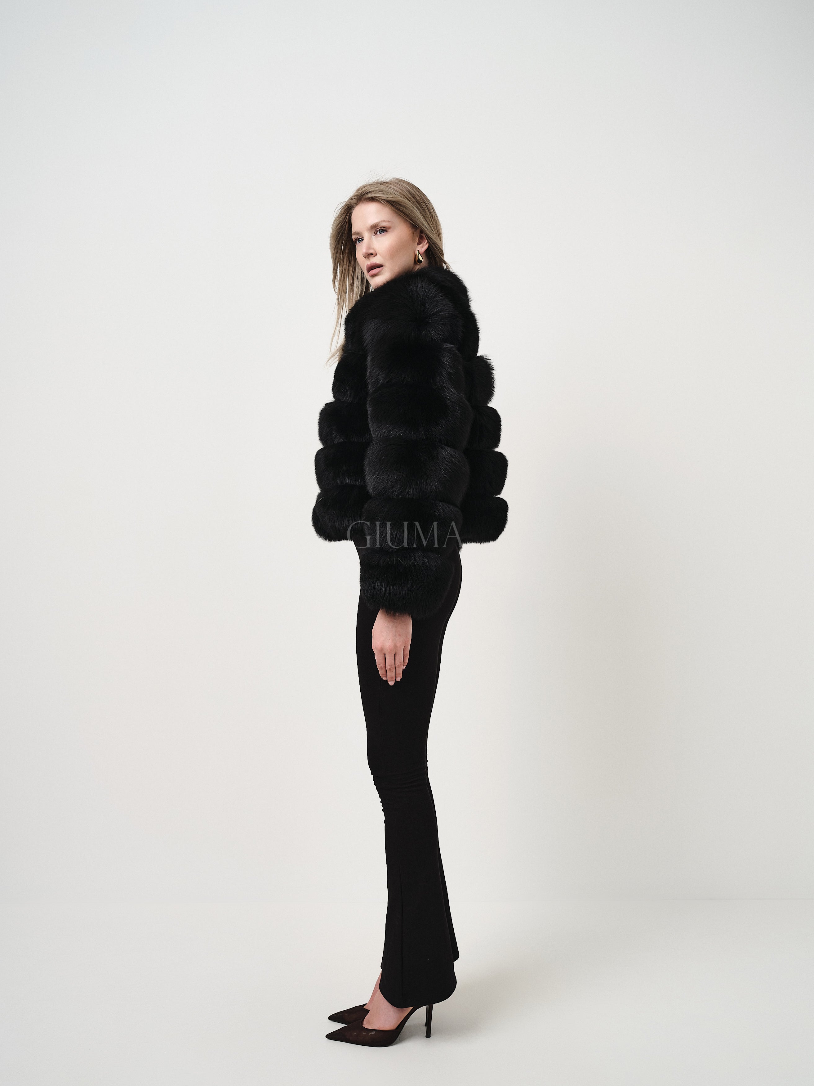 PELLICCIA LUISE NERA