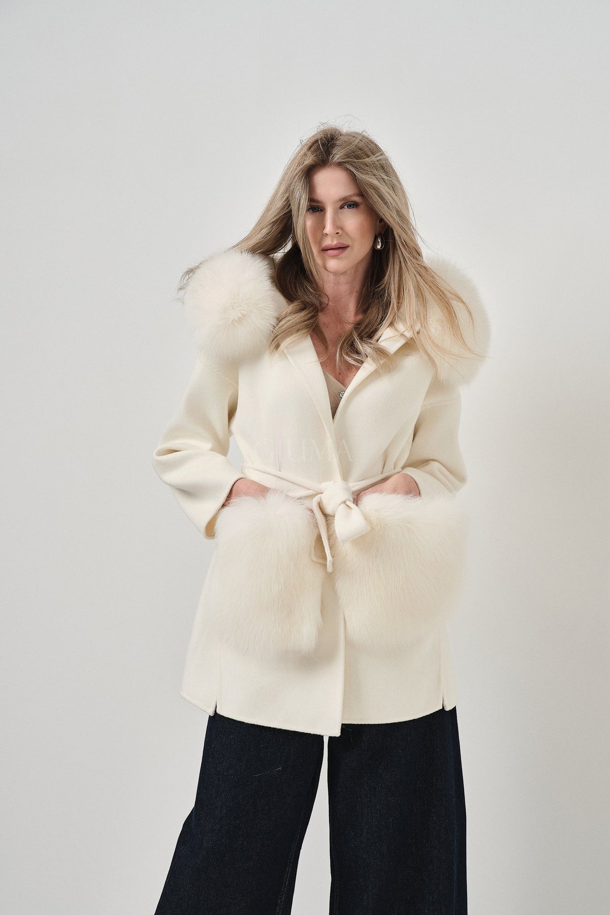 Penelope White - cappotto da donna in lana e cachemire bianco, dettaglio 3 | GIUMA Venezia