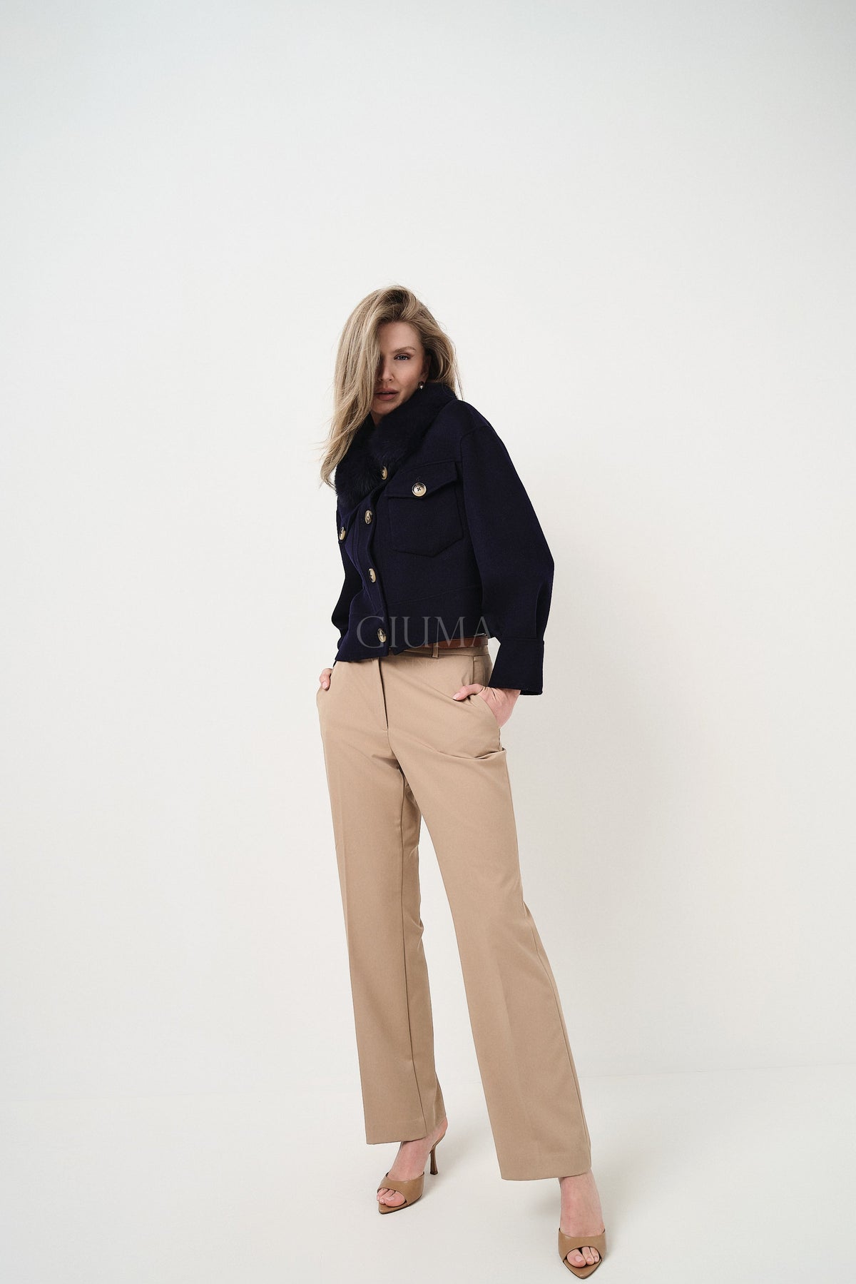 Lola Blue - cappotto da donna in lana e cachemire blu, dettaglio 4 | GIUMA Venezia