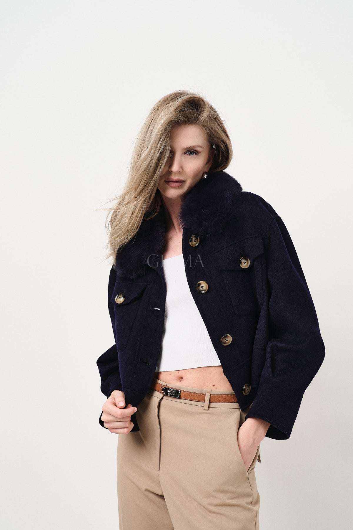 Lola Blue - cappotto da donna in lana e cachemire blu, dettaglio 9 | GIUMA Venezia