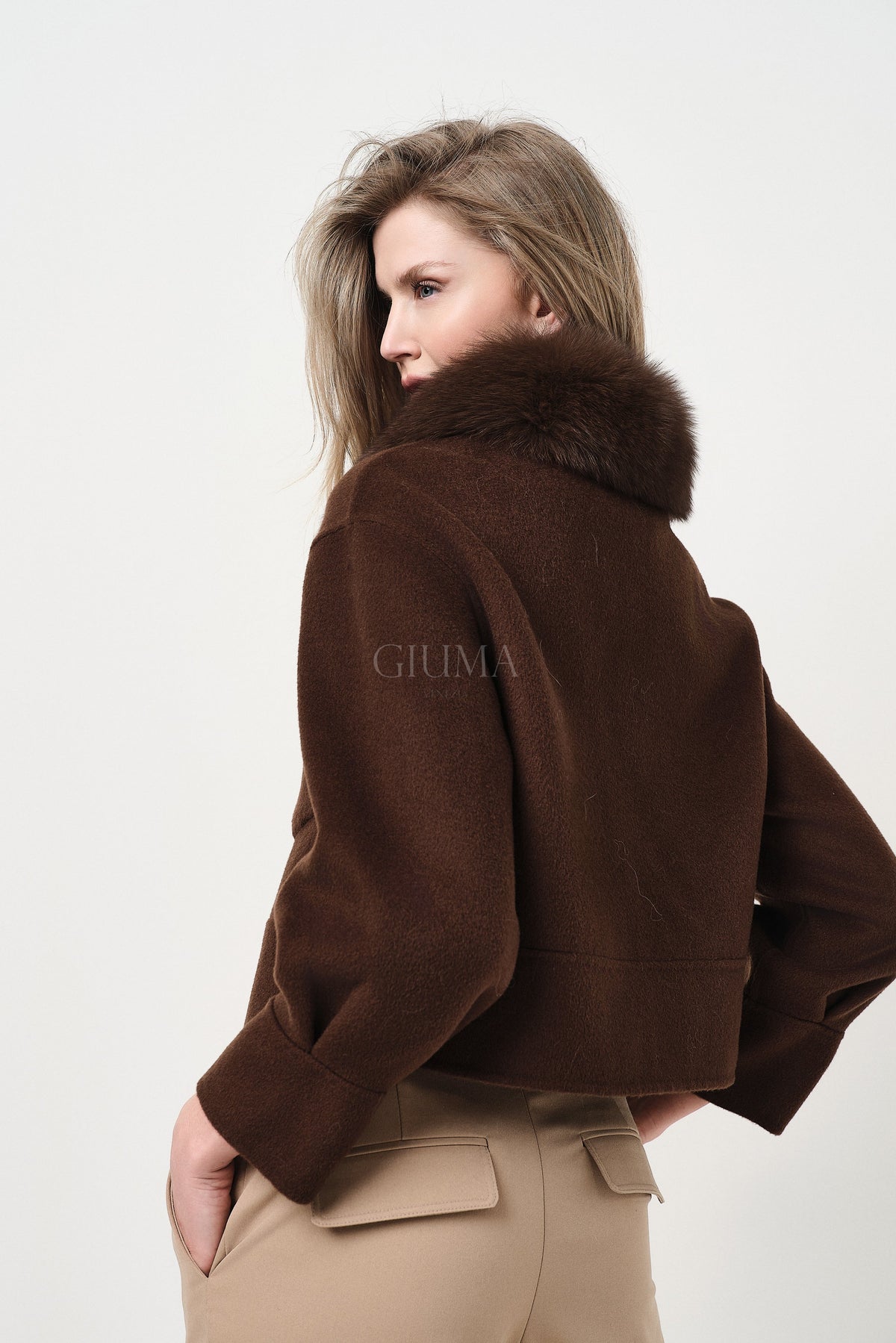 Lola Marrone - cappotto da donna in lana e cachemire marrone, dettaglio 10 | GIUMA Venezia