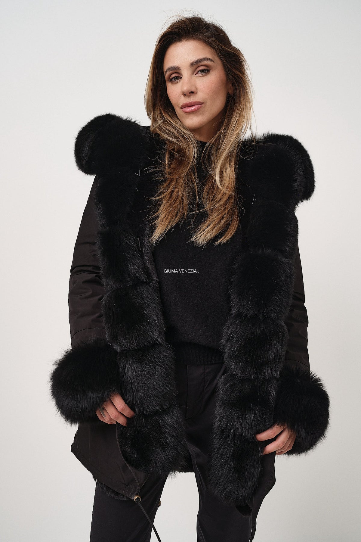 Parka Oslo Lungo Nero Interno Ecopelliccia - parka da donna in cotone con dettaglio in pelliccia nero, dettaglio 14 | GIUMA