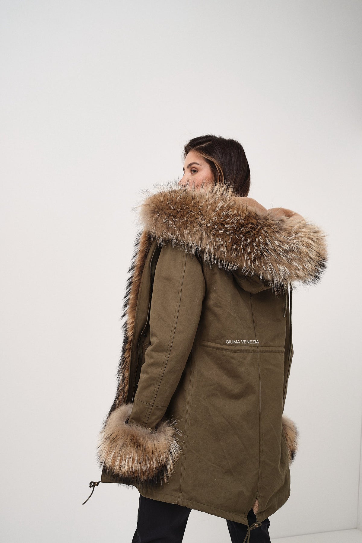 Parka Oslo Verde Lungo Interno Ecopelliccia - parka da donna in cotone con dettaglio in pelliccia verde, dettaglio 7 | GIUMA