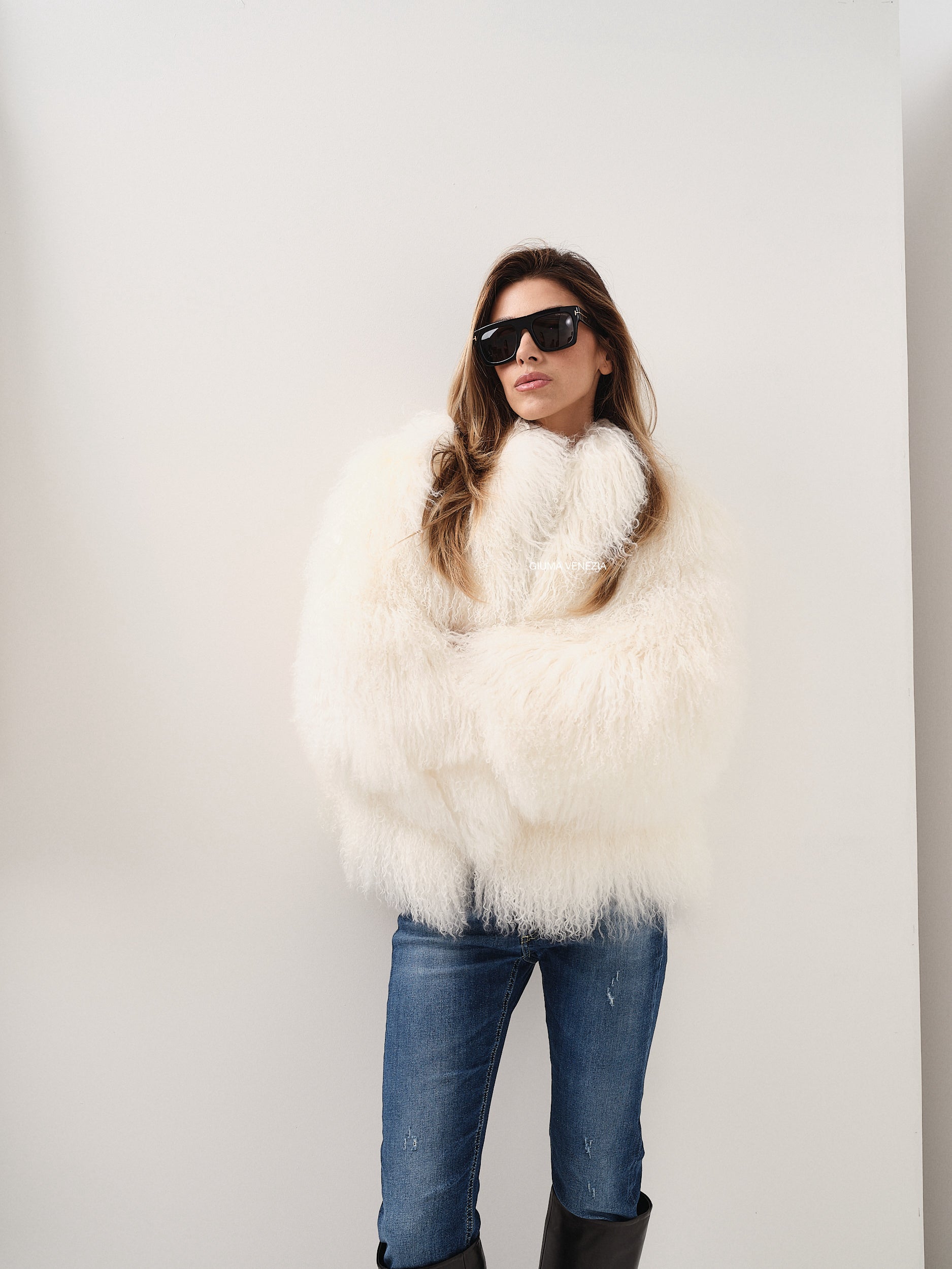 KAMILA WHITE mongolian fur 57 cm