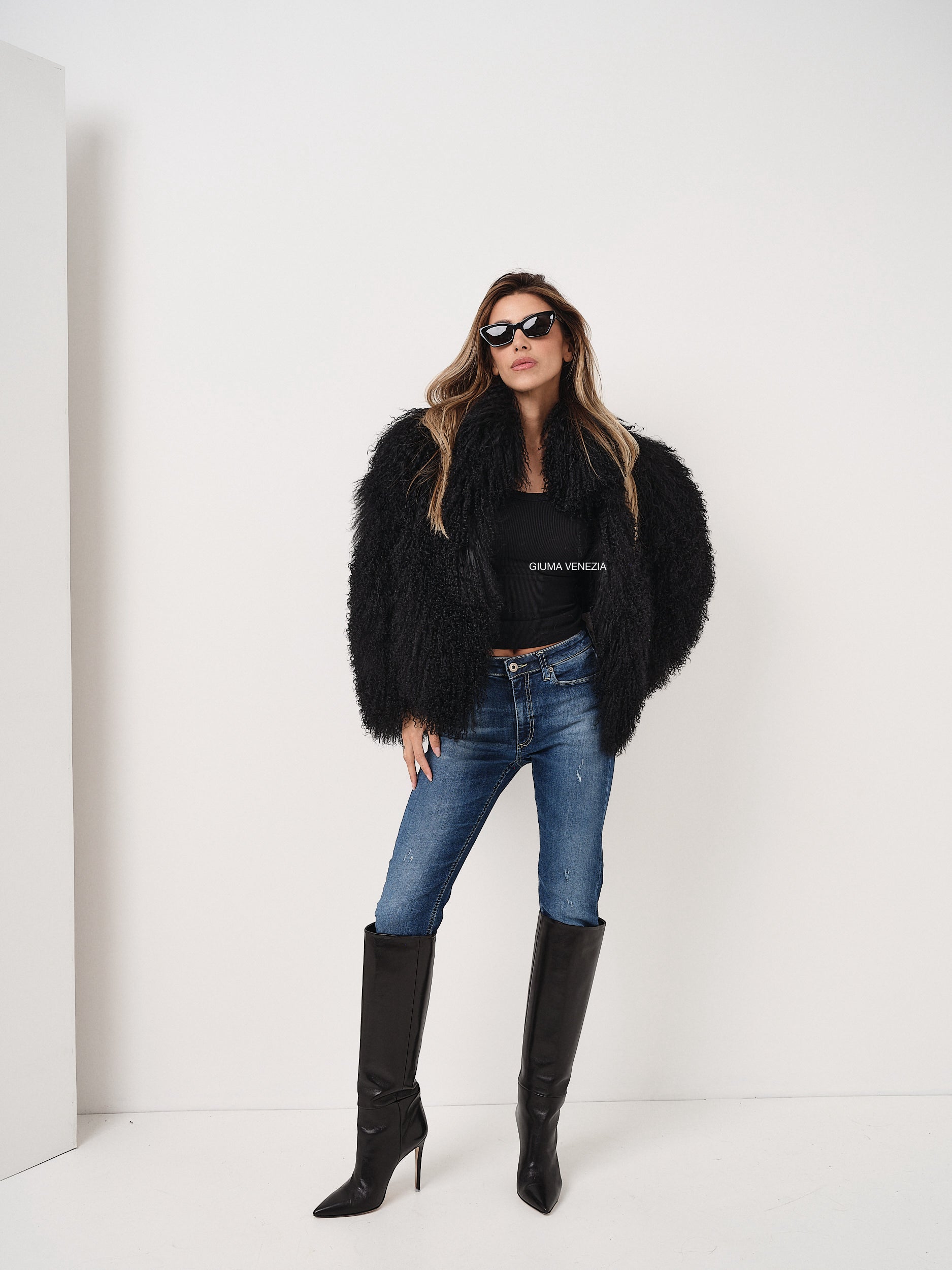 KAMILA BLACK mongolian fur 57 cm