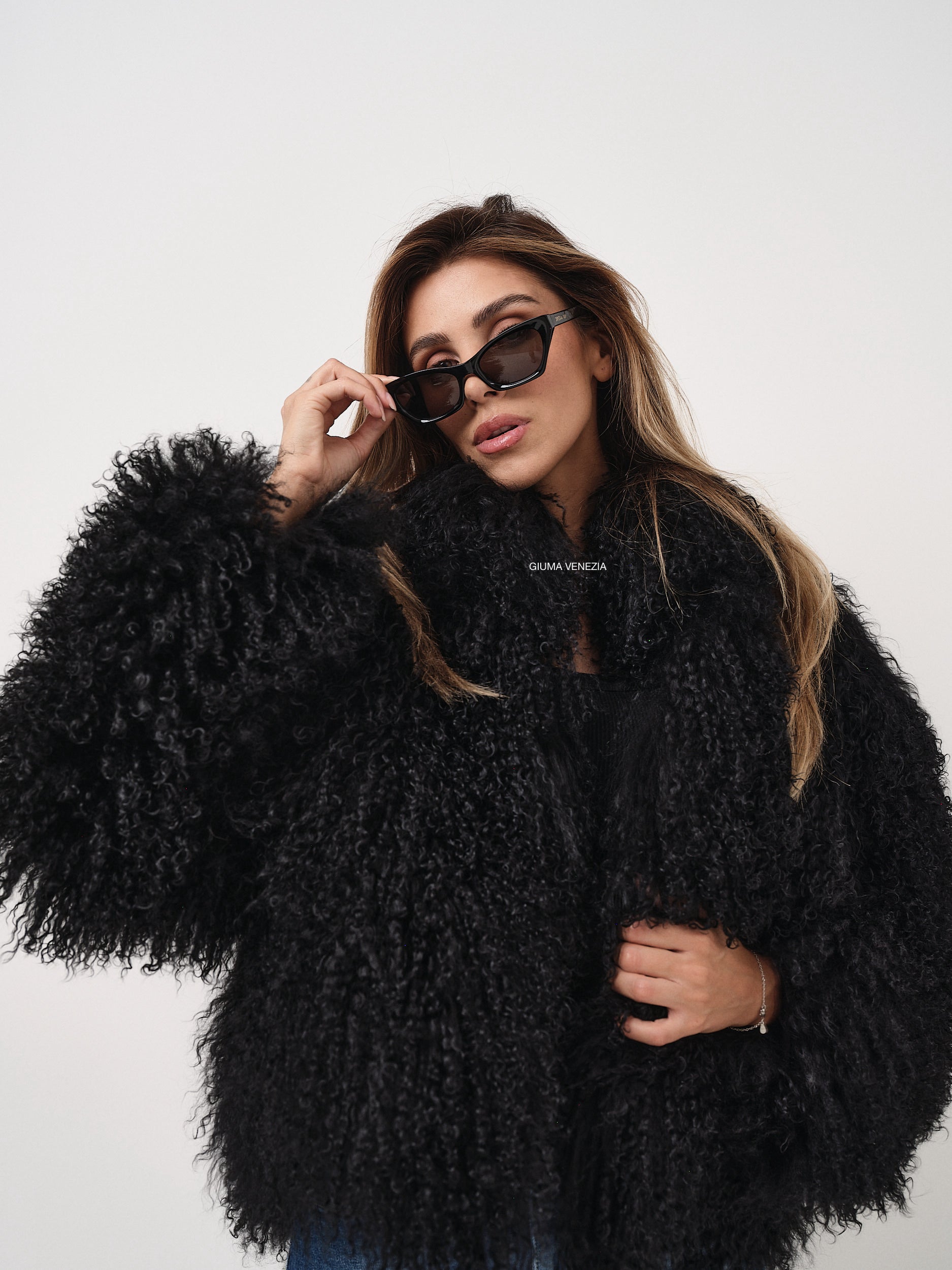 KAMILA BLACK mongolian fur 57 cm