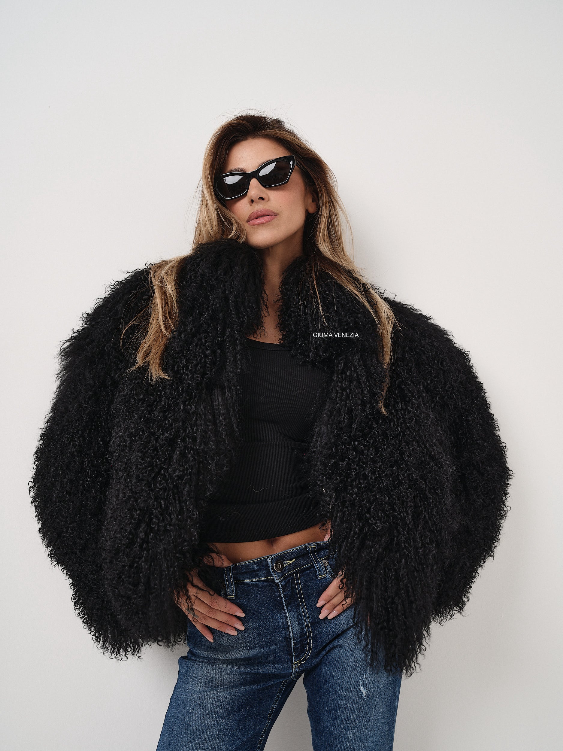 KAMILA BLACK mongolian fur 57 cm