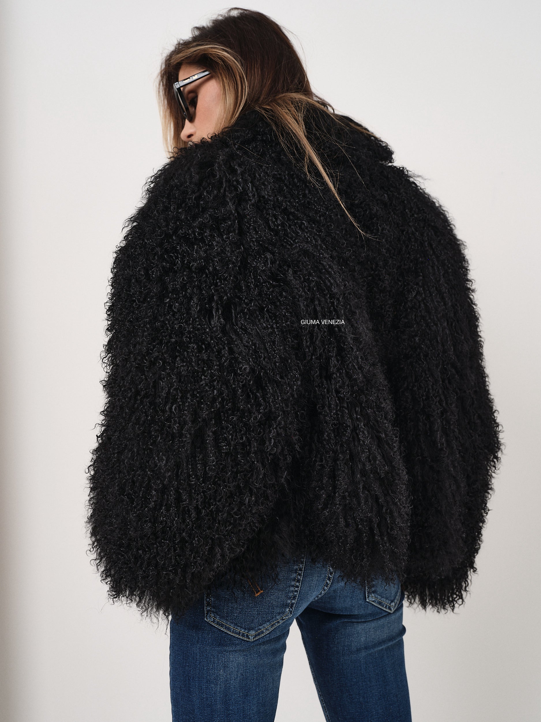 KAMILA BLACK mongolian fur 57 cm