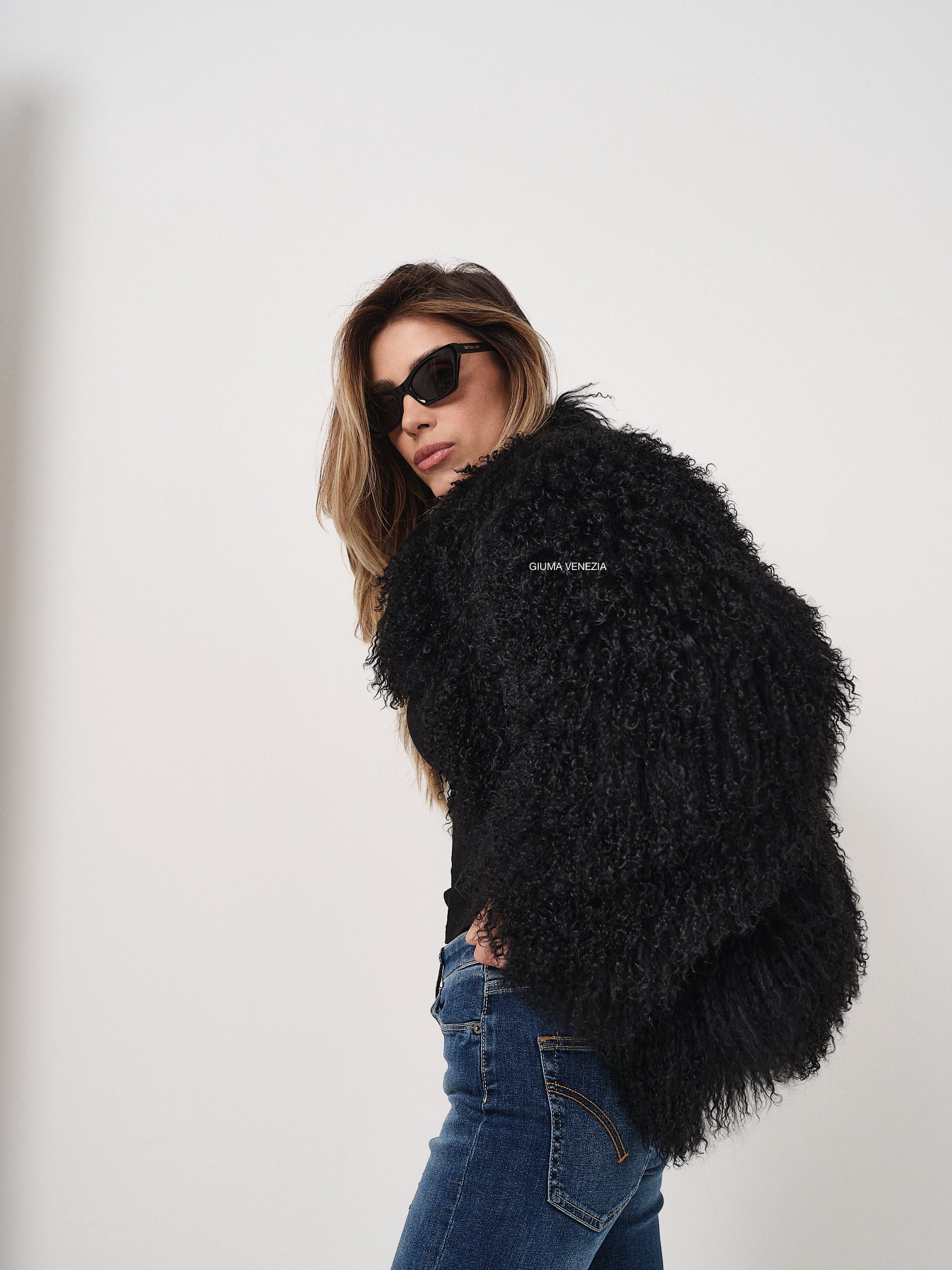 KAMILA BLACK mongolian fur 57 cm