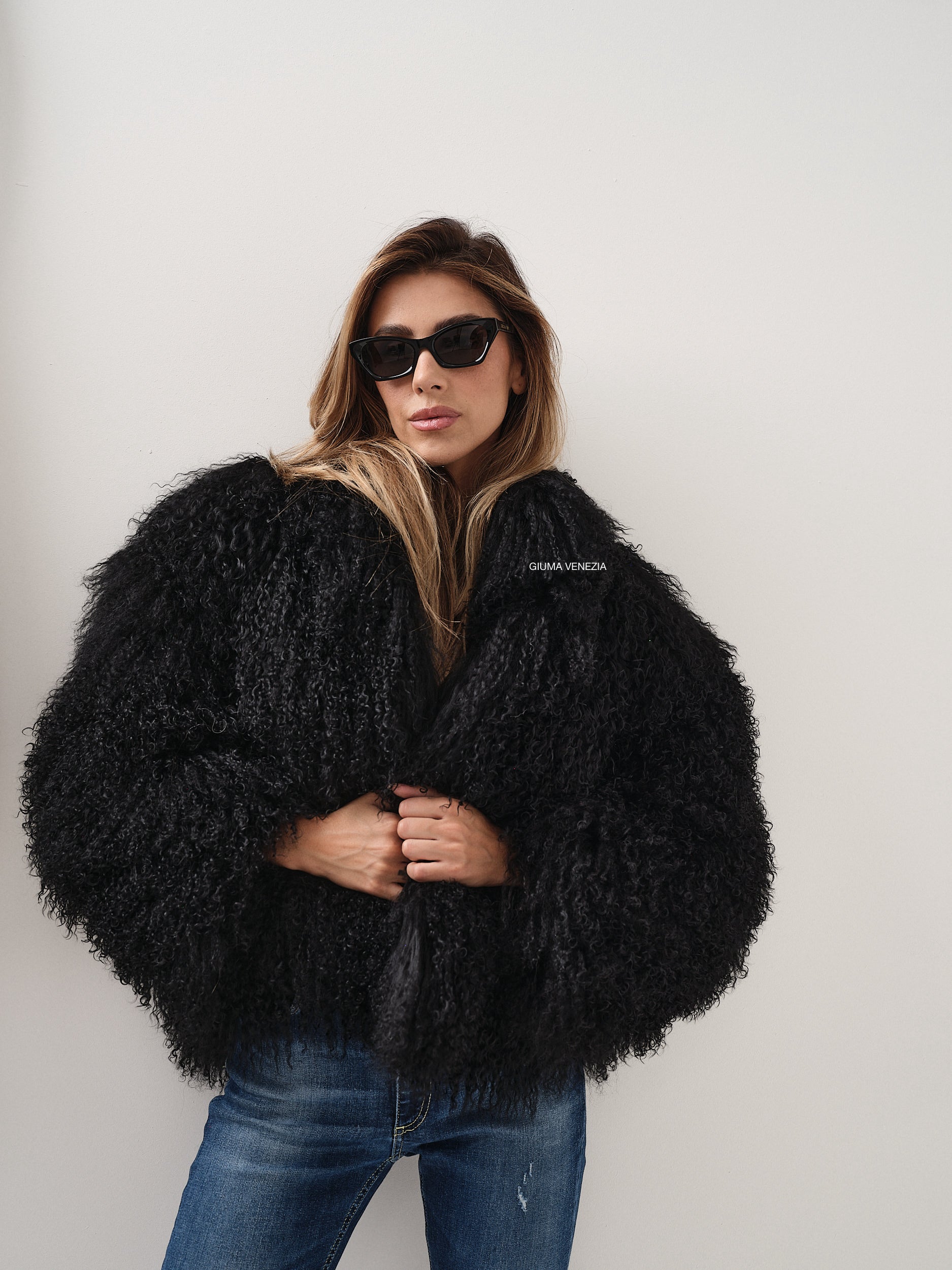 KAMILA BLACK mongolian fur 57 cm