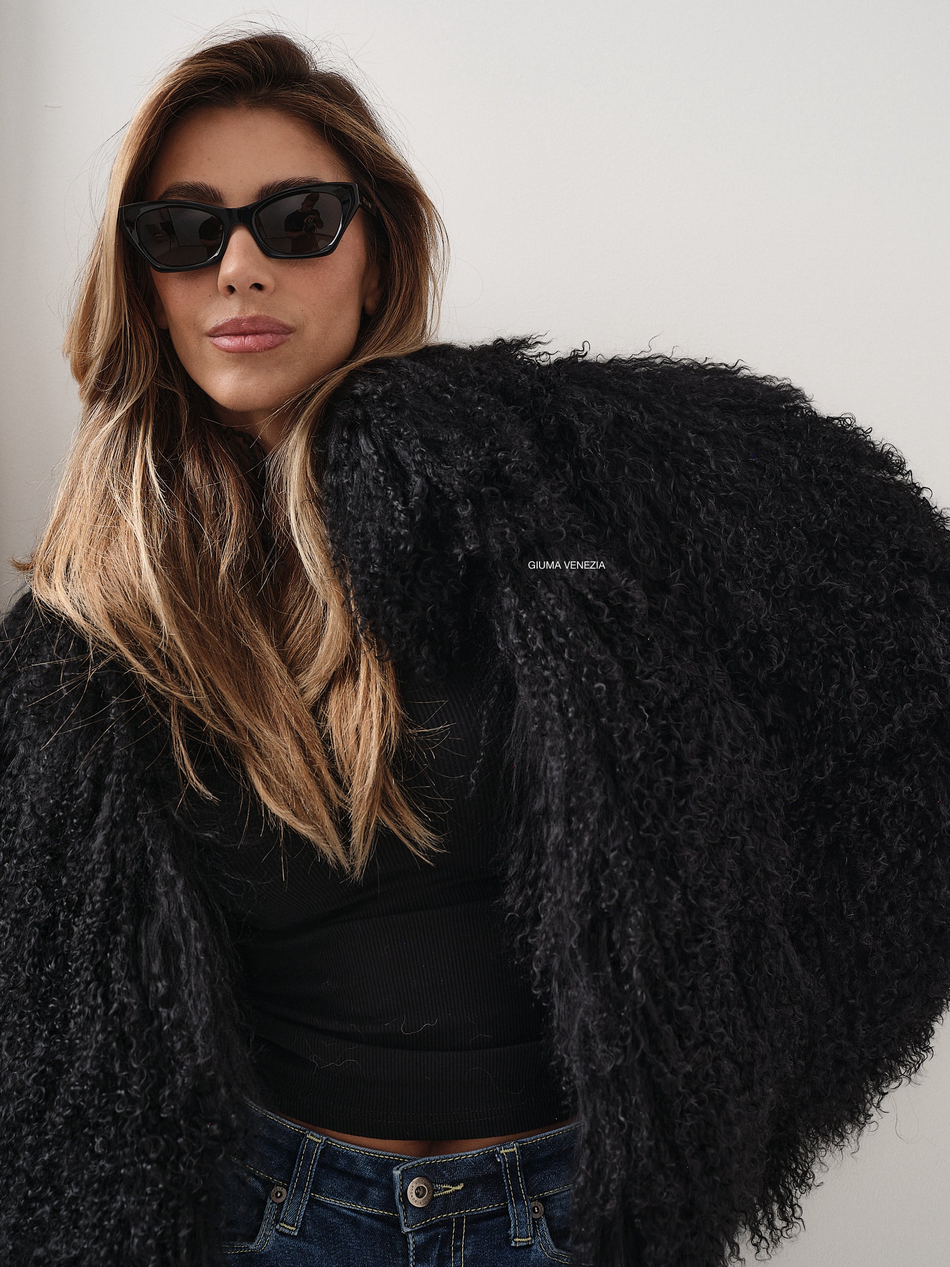 KAMILA BLACK mongolian fur 57 cm