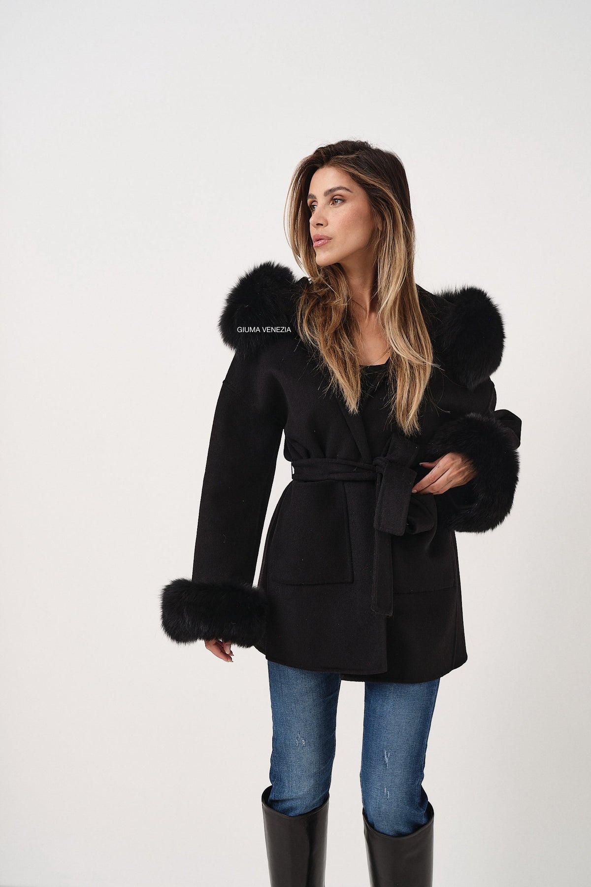 Petra Nero - cappotto da donna in lana e cachemire nero, dettaglio 8 | GIUMA Venezia