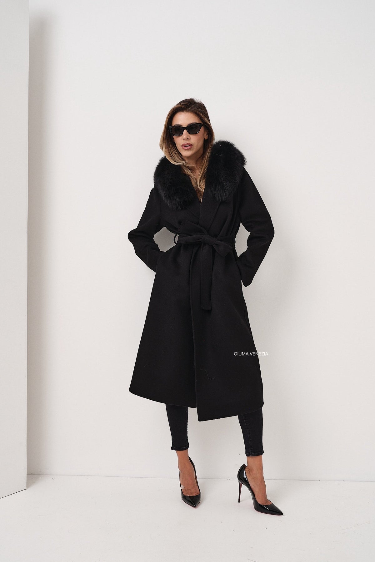 Agatha Long Black - cappotto da donna in lana e cachemire nero, dettaglio 3 | GIUMA Venezia