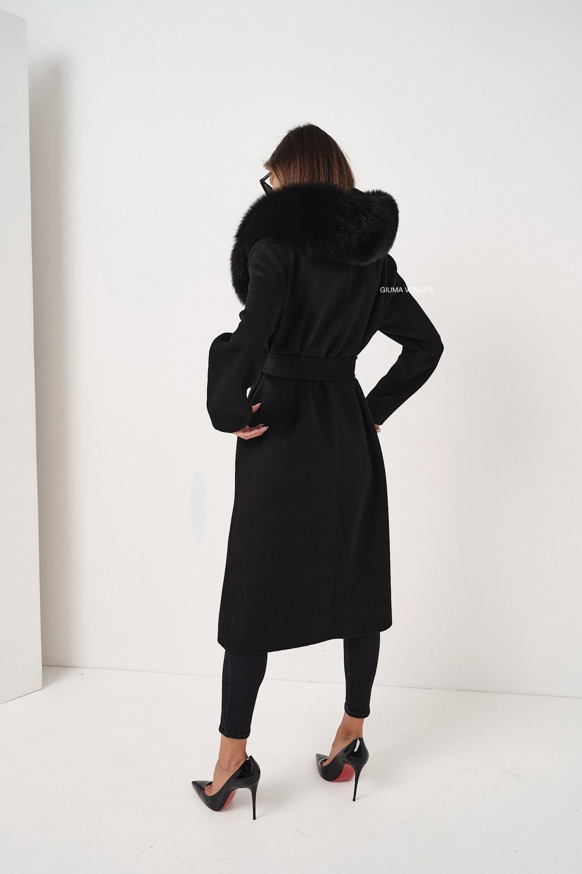 Agatha Long Black - cappotto da donna in lana e cachemire nero, dettaglio 5 | GIUMA Venezia
