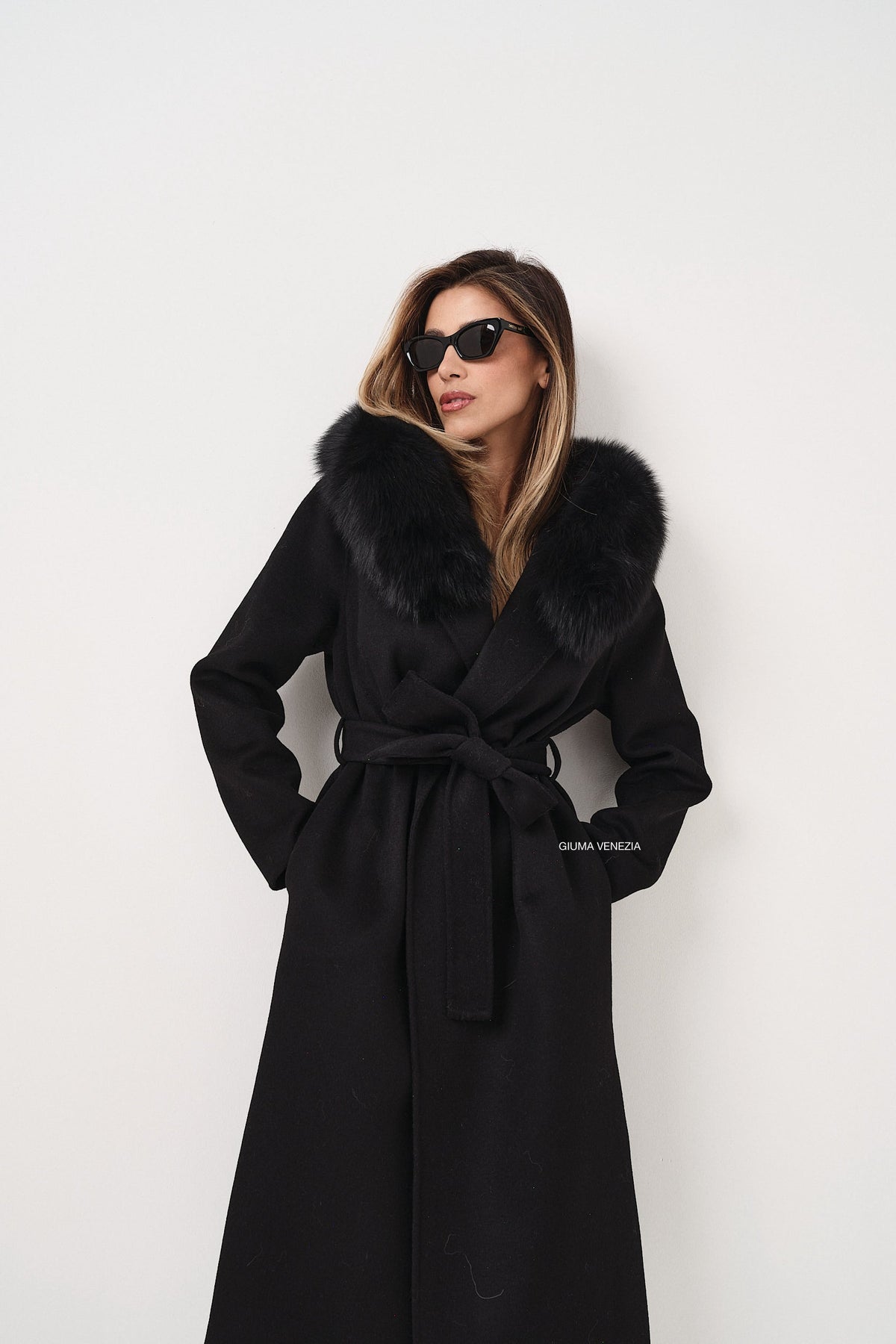 Agatha Long Black - cappotto da donna in lana e cachemire nero, dettaglio 9 | GIUMA Venezia