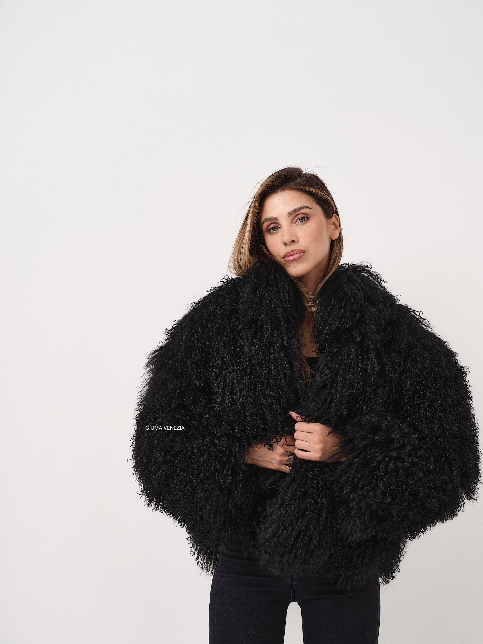 KAMILA BLACK mongolian fur 57 cm