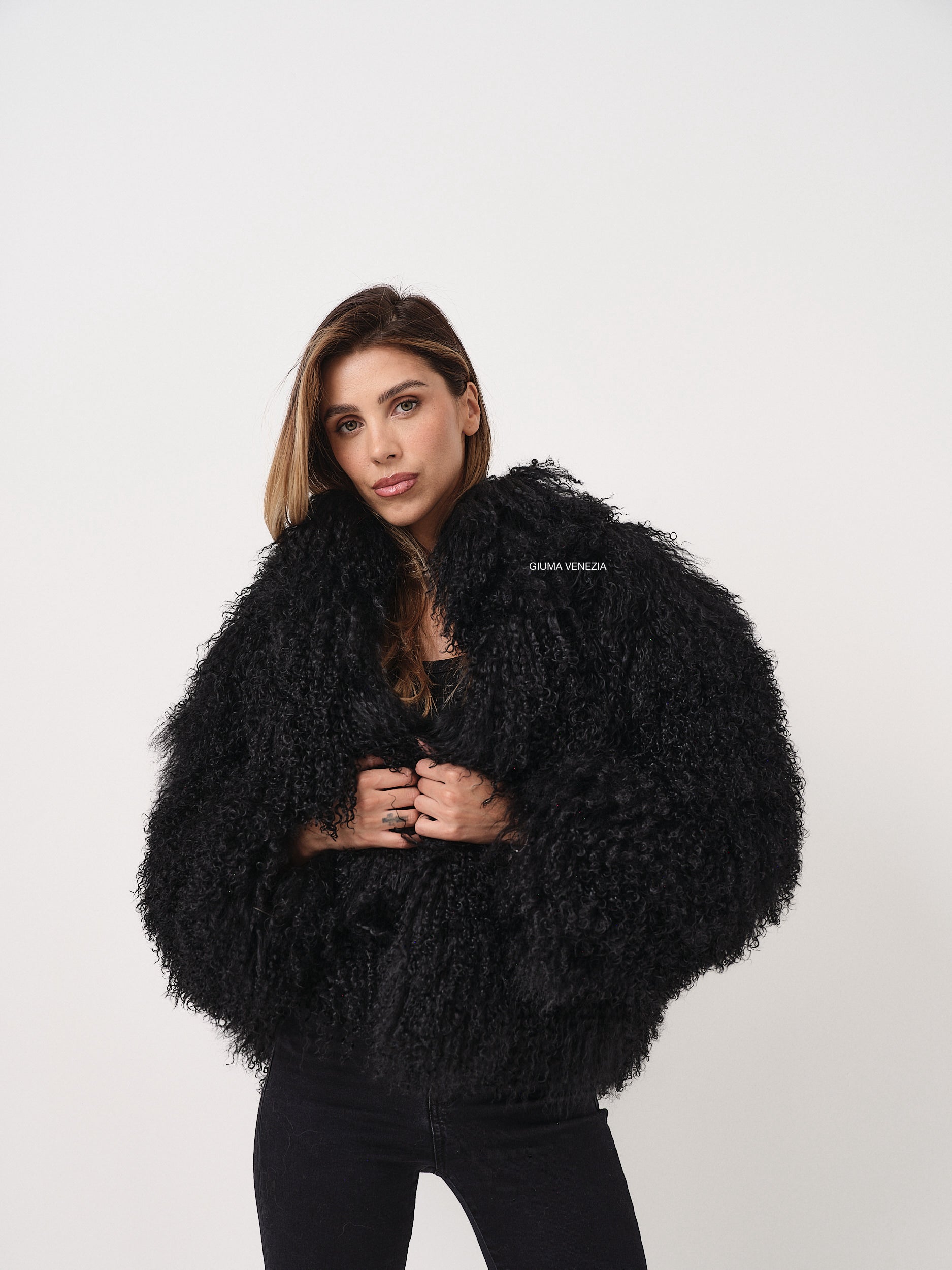 KAMILA BLACK mongolian fur 57 cm