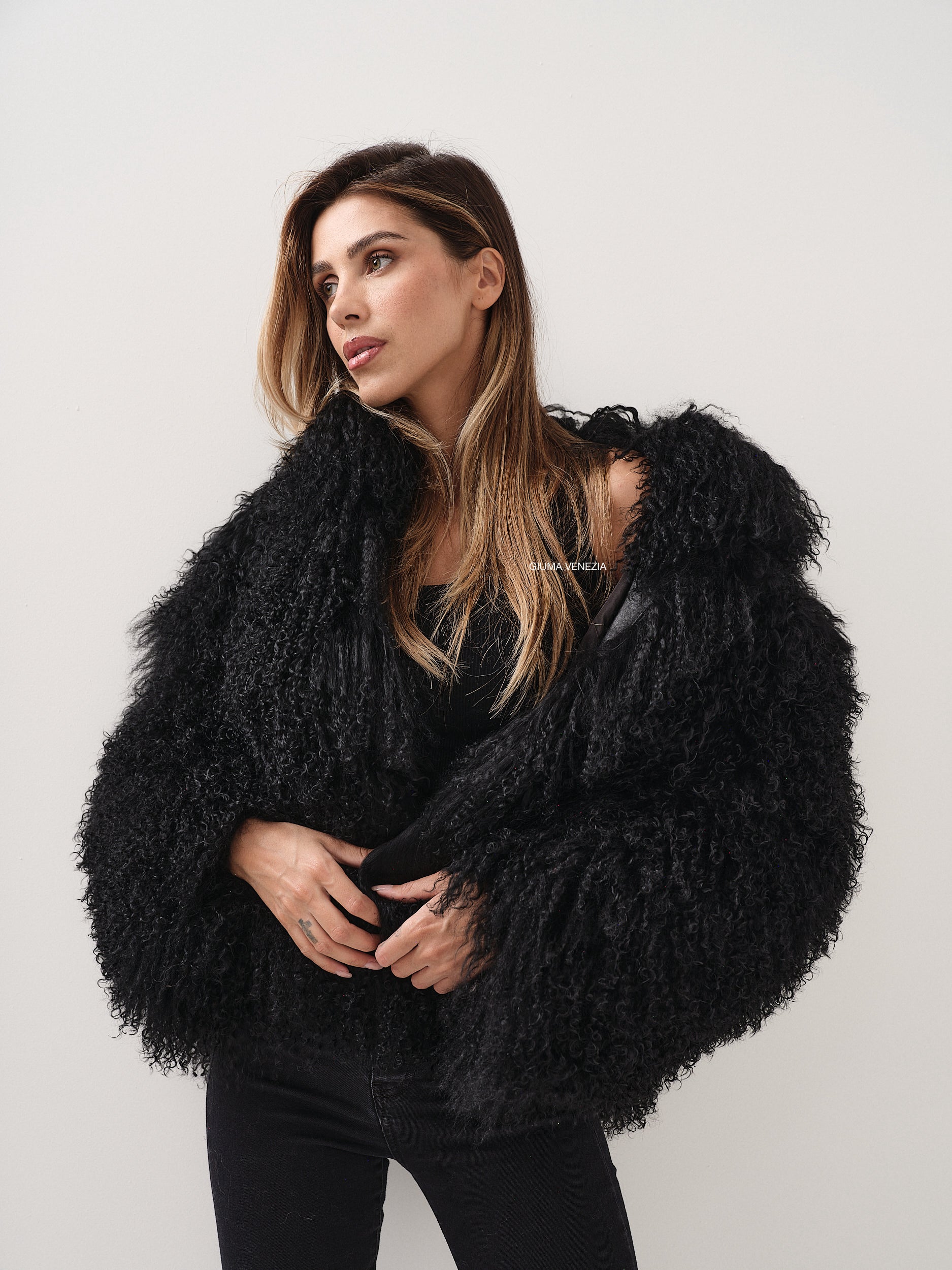 KAMILA BLACK mongolian fur 57 cm